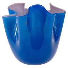 VENINI-Vase „Fazzoletto“ aus saphirviolettem Murano-Glas, signiert 2003, Italien