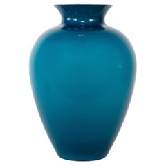 Vase « Horizon » de VENINI Labuan, en verre de Murano bleu et blanc, signé 2012, Italie