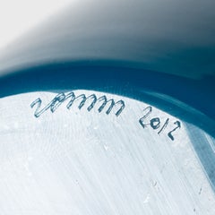 Vase « Horizon » de VENINI Labuan, en verre de Murano bleu et blanc, signé 2012, Italie