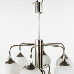Italian Mid-Century Modern Ten-Light Opaline Glass Chandelier, Sciolari Style