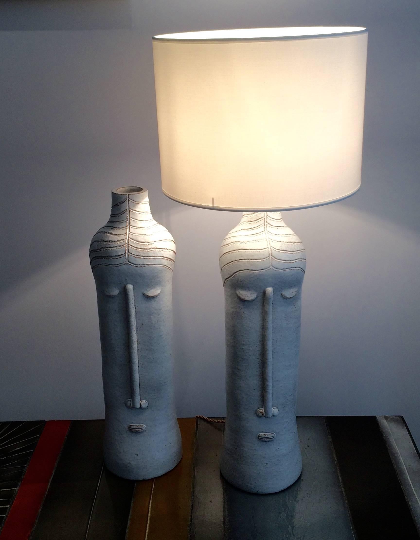 Pair of Ceramic Lamp Bases with Stylized Faces, Unique Piece by Dalo In Excellent Condition In Paris, FR