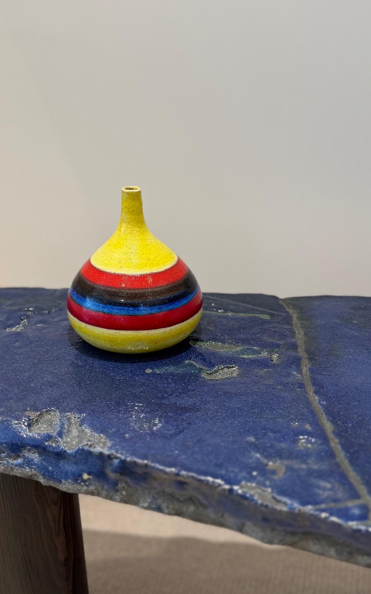 Milieu du XXe siècle Vase décoratif italien du milieu du siècle signé par Gambone en vente