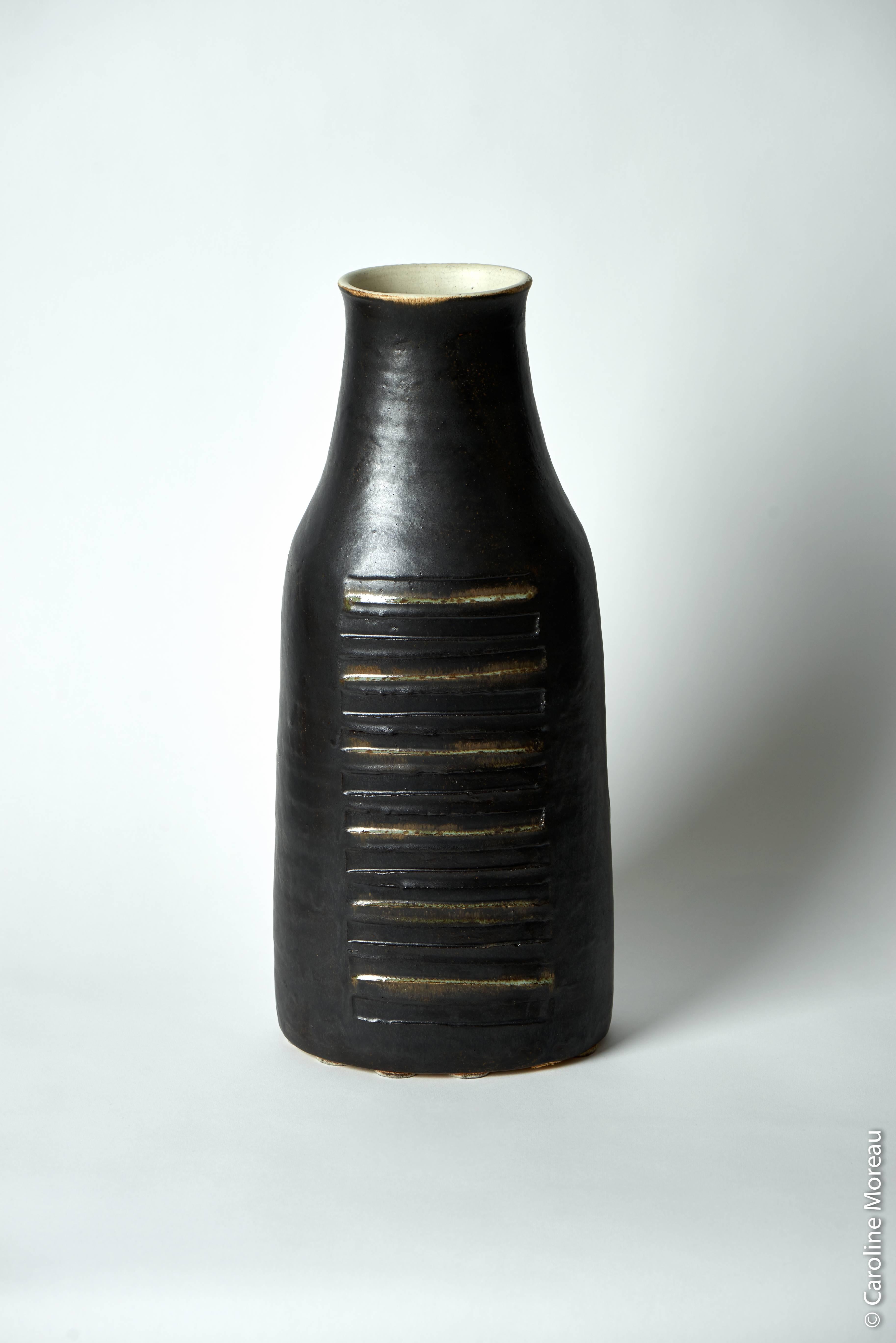 Large "africanist" style ceramic vase by Bruno Gambone, 1970s
Signed Gambone Italy.