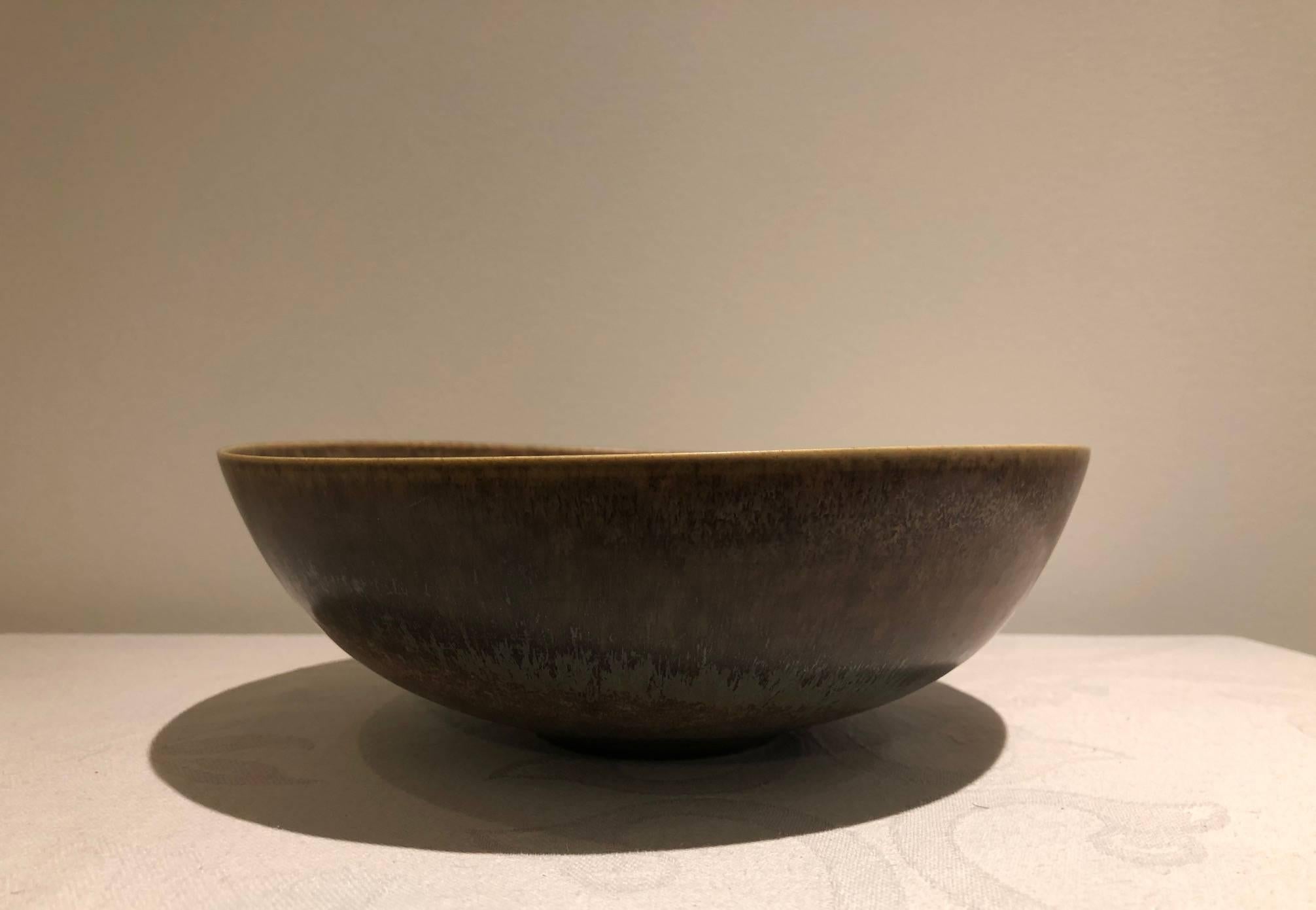 Unique Stoneware Bowl with Engraved Fishes by Stig Lindberg for Gustavsberg 1