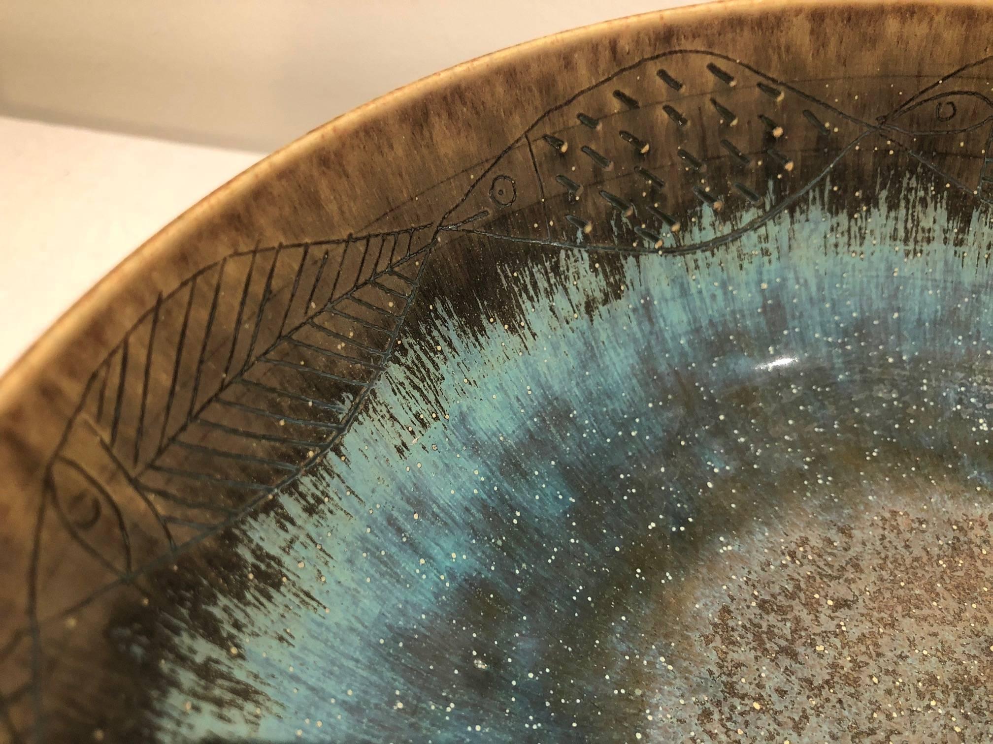 Unique Stoneware Bowl with Engraved Fishes by Stig Lindberg for Gustavsberg 4