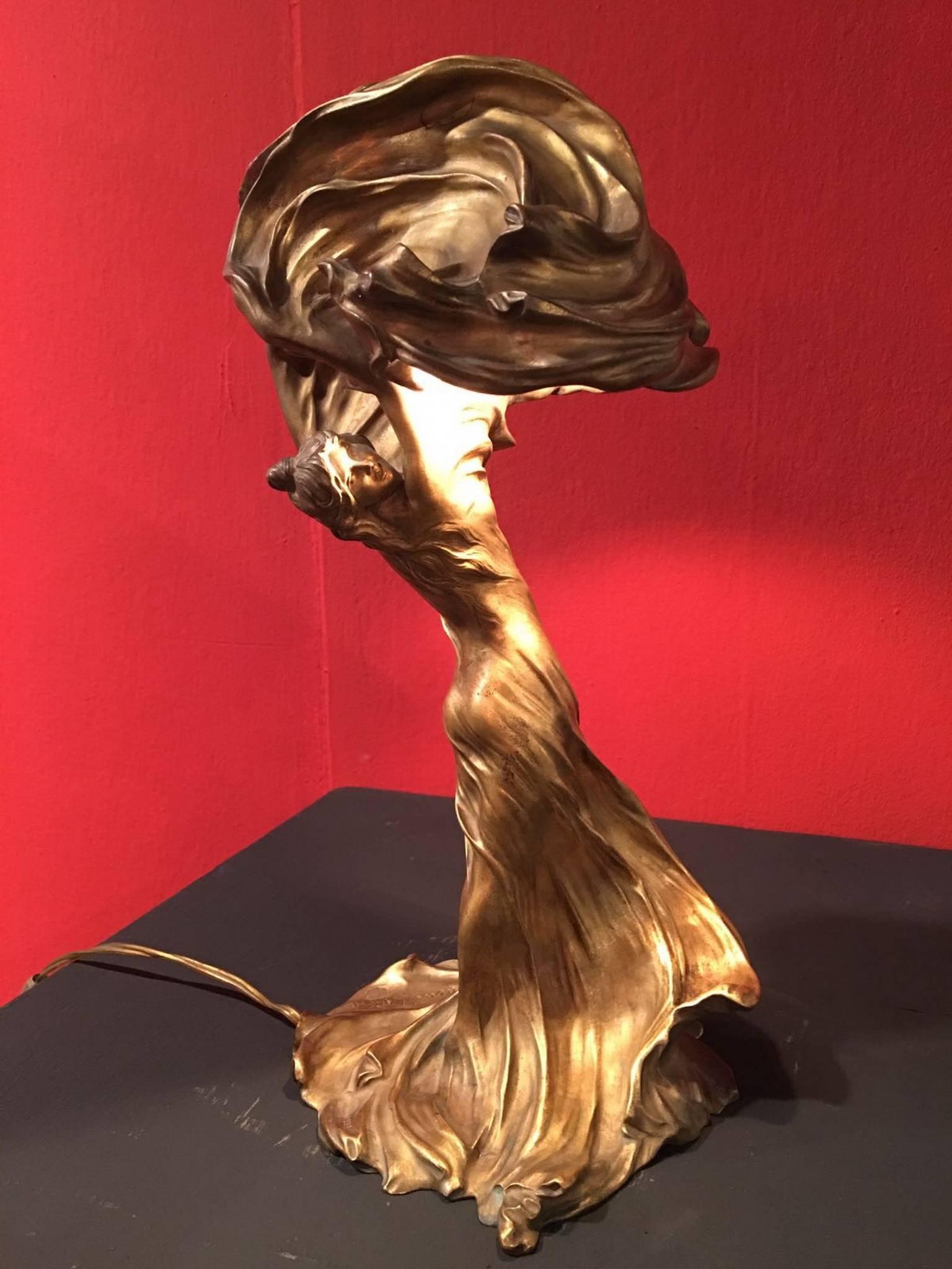 Very elegant lighted sculpture of Loïe Fuller by Raoul Larche (1893-1905).
  