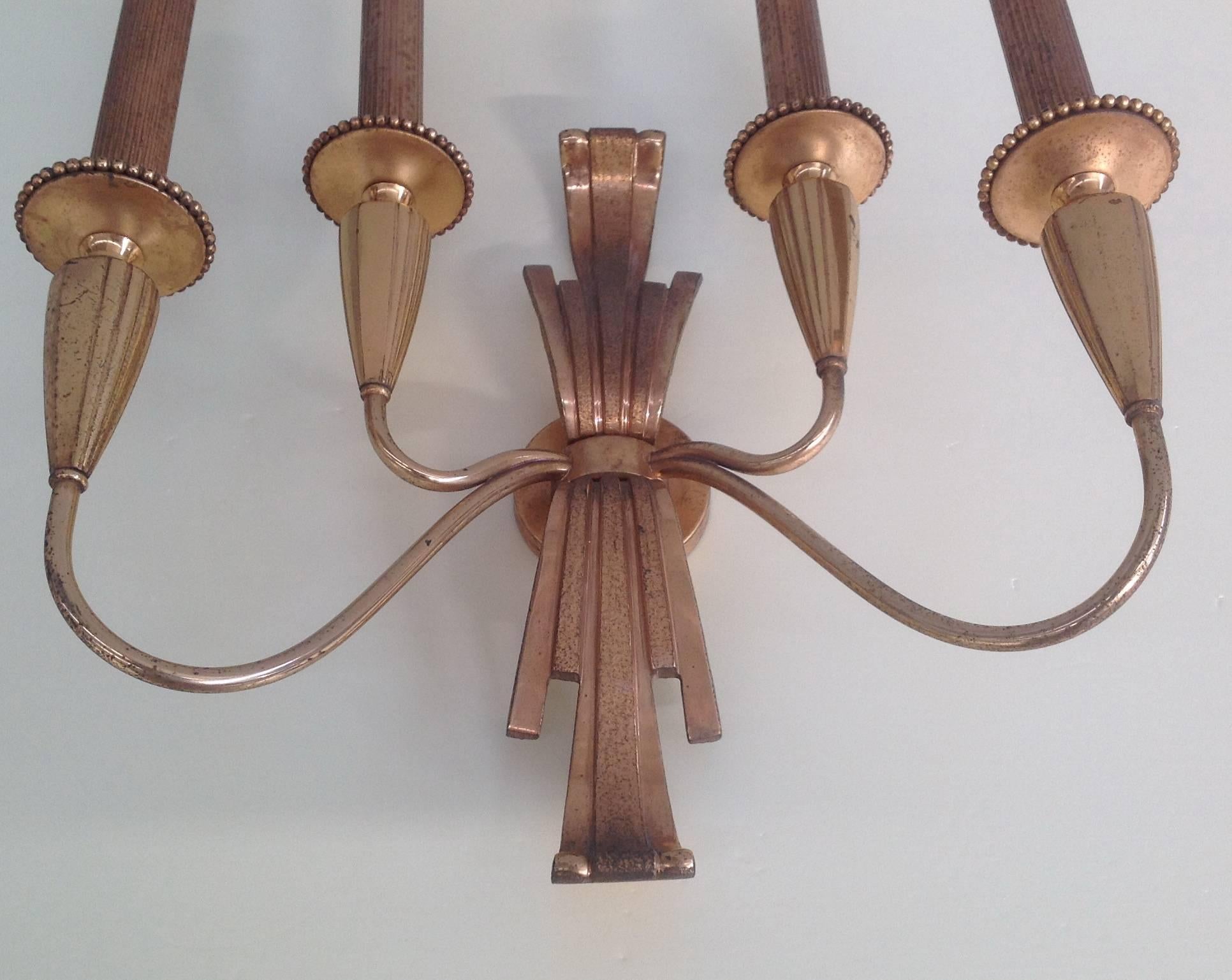 Wonderful bronze wall sconce In Excellent Condition For Sale In Piacenza, Italy