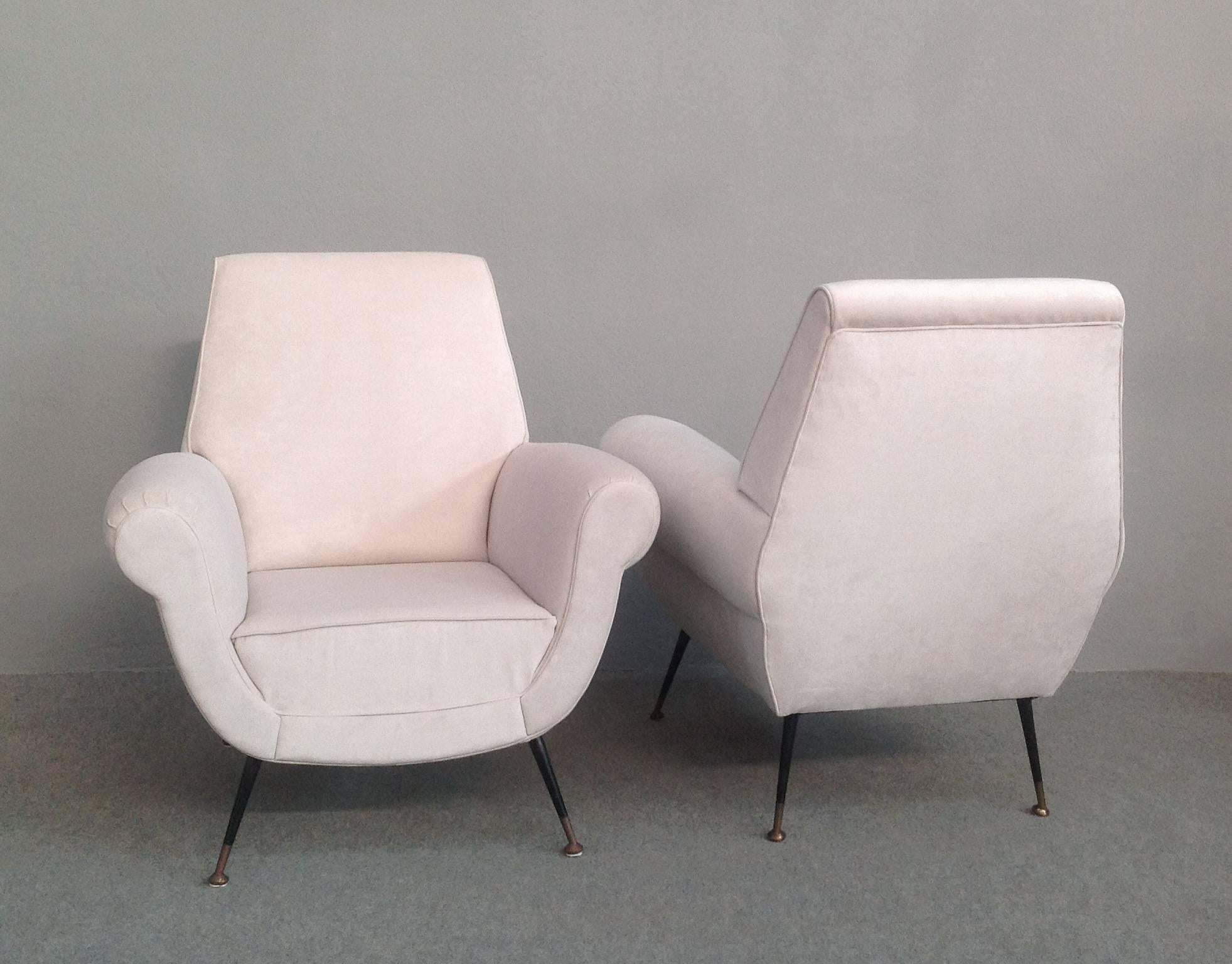 Glamorous Pair of Armchairs by Radice In Excellent Condition In Piacenza, Italy