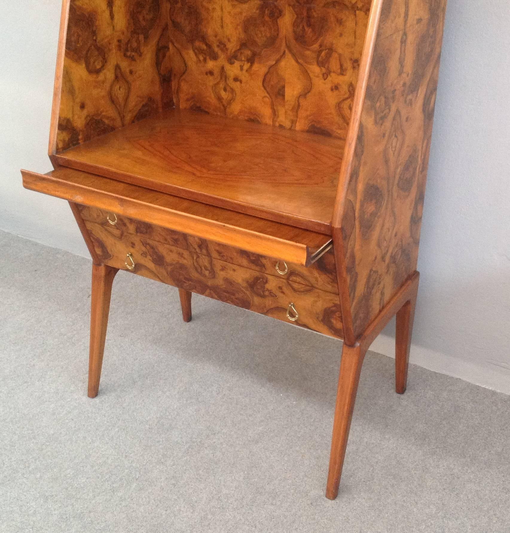 Stunning Desk Inspired by Gio Ponti In Excellent Condition In Piacenza, Italy