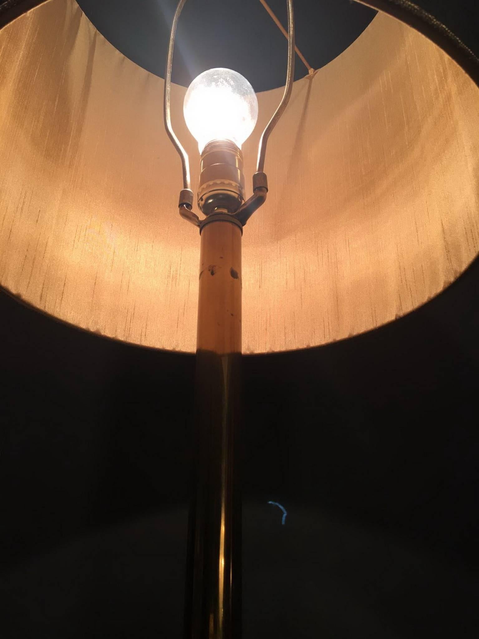 Glamorous Pair of Table Lamps Attributed to Tommy Parzinger In Excellent Condition In Piacenza, Italy