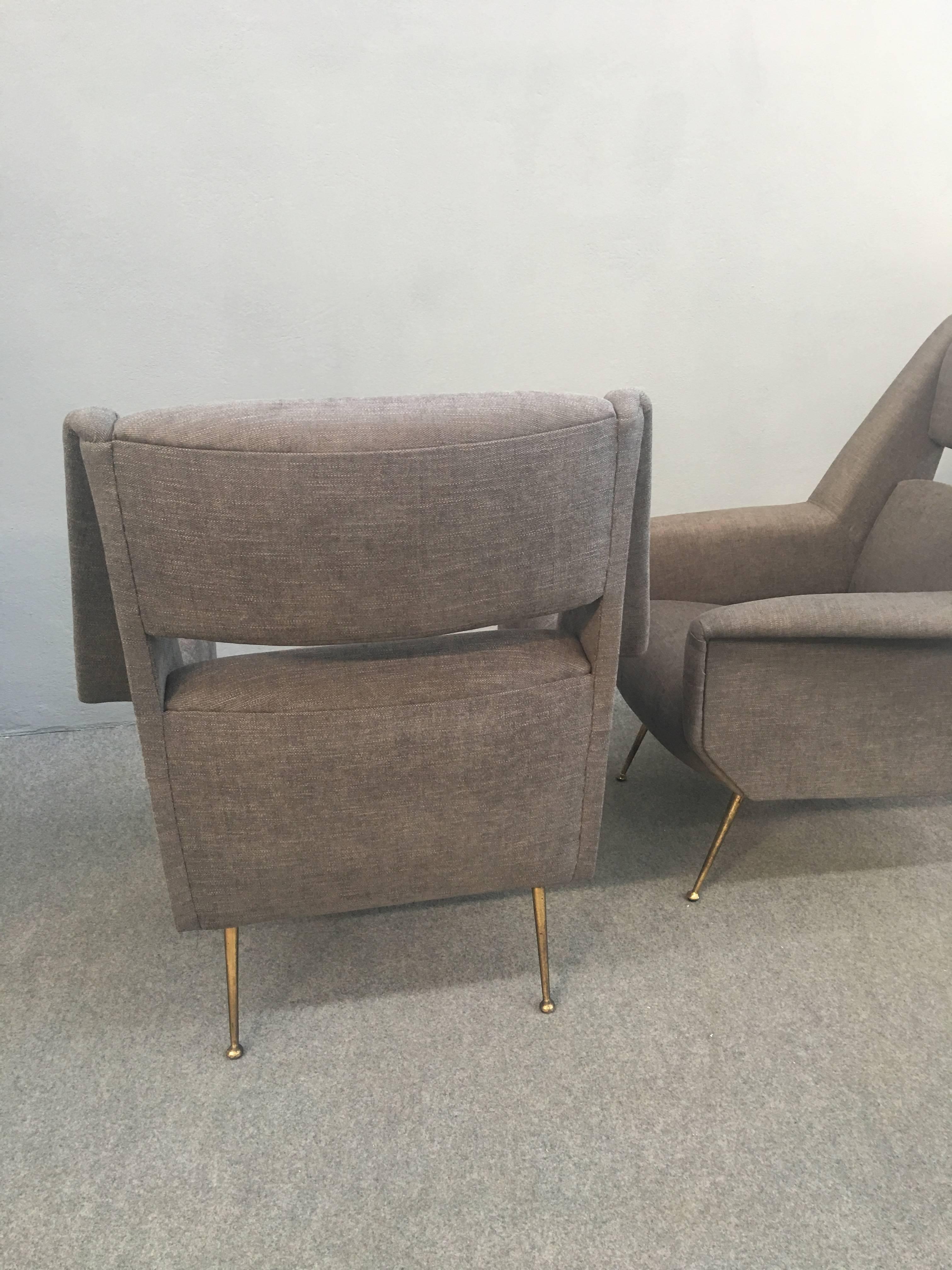 Glamorous Pair of Armchairs Attributed to Carlo de Carli In Excellent Condition In Piacenza, Italy