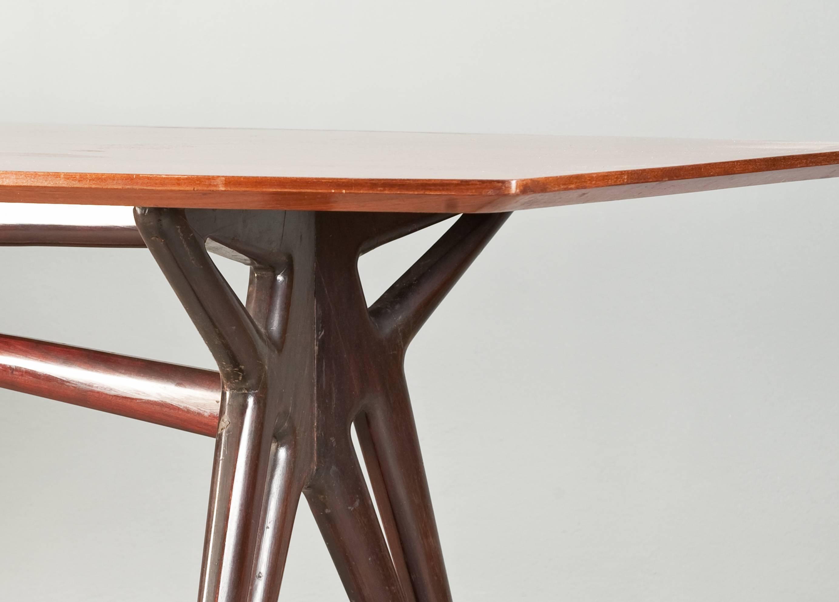Mid-Century Modern Remarkable Dining Table Attributed to Ico Parisi, circa 1950