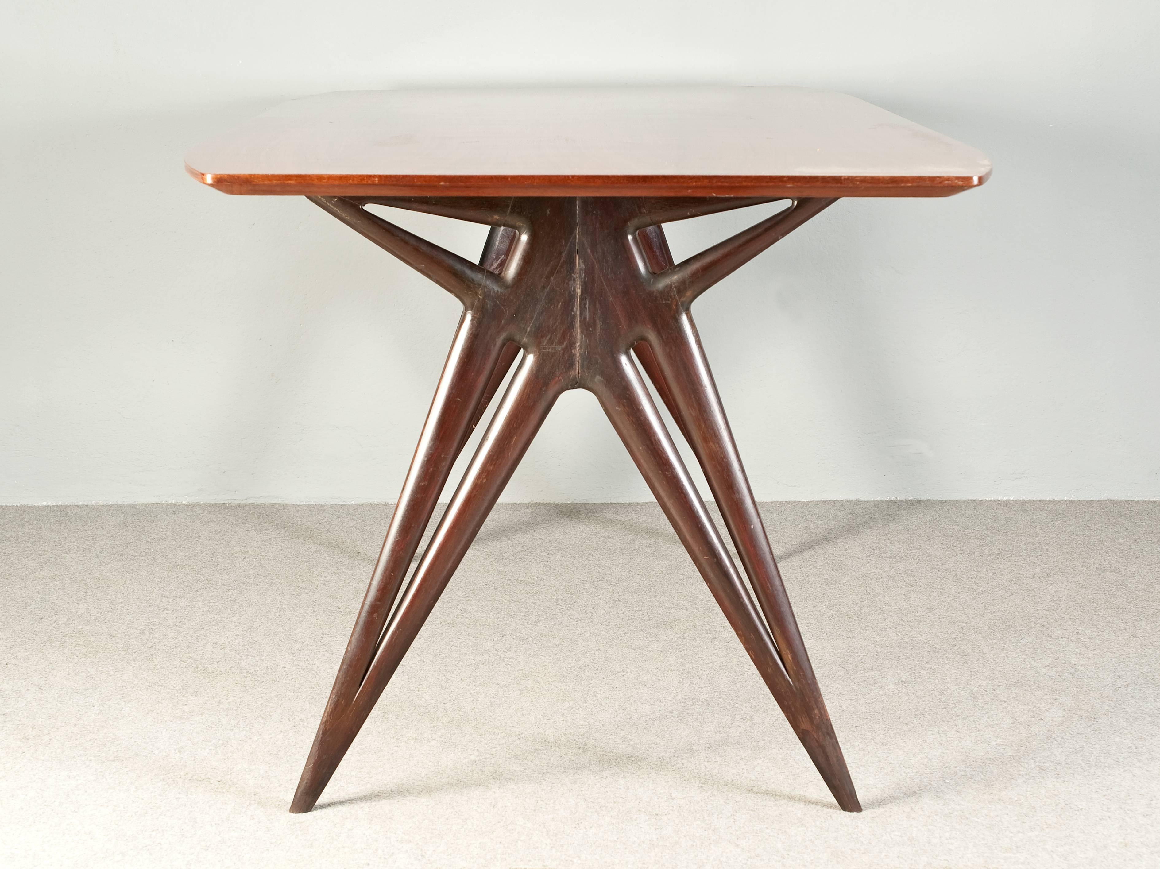 Italian Remarkable Dining Table Attributed to Ico Parisi, circa 1950