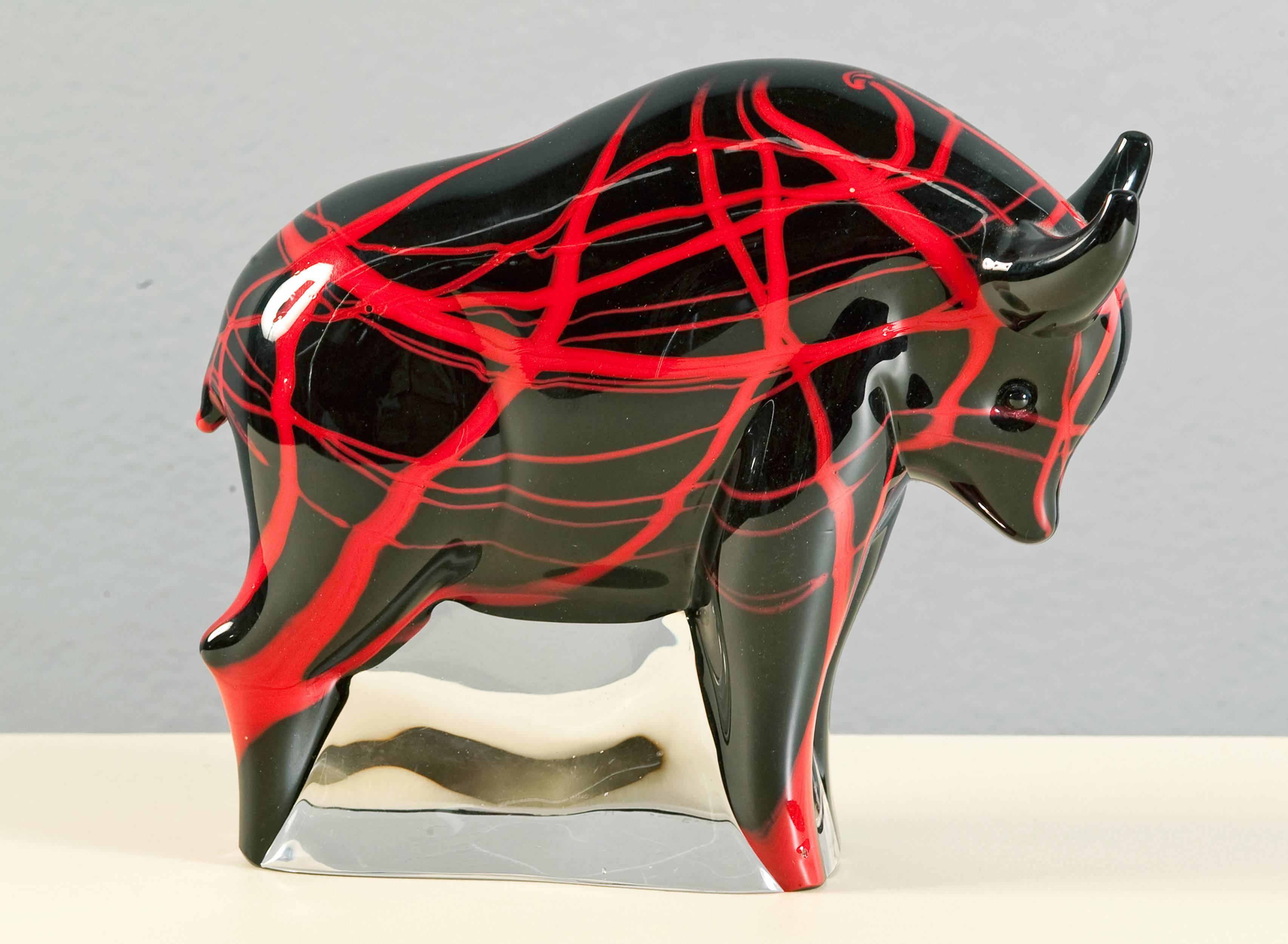 Murano black and red glass buffalo sculpture,  signed underneath :                        Seguso Murano .
