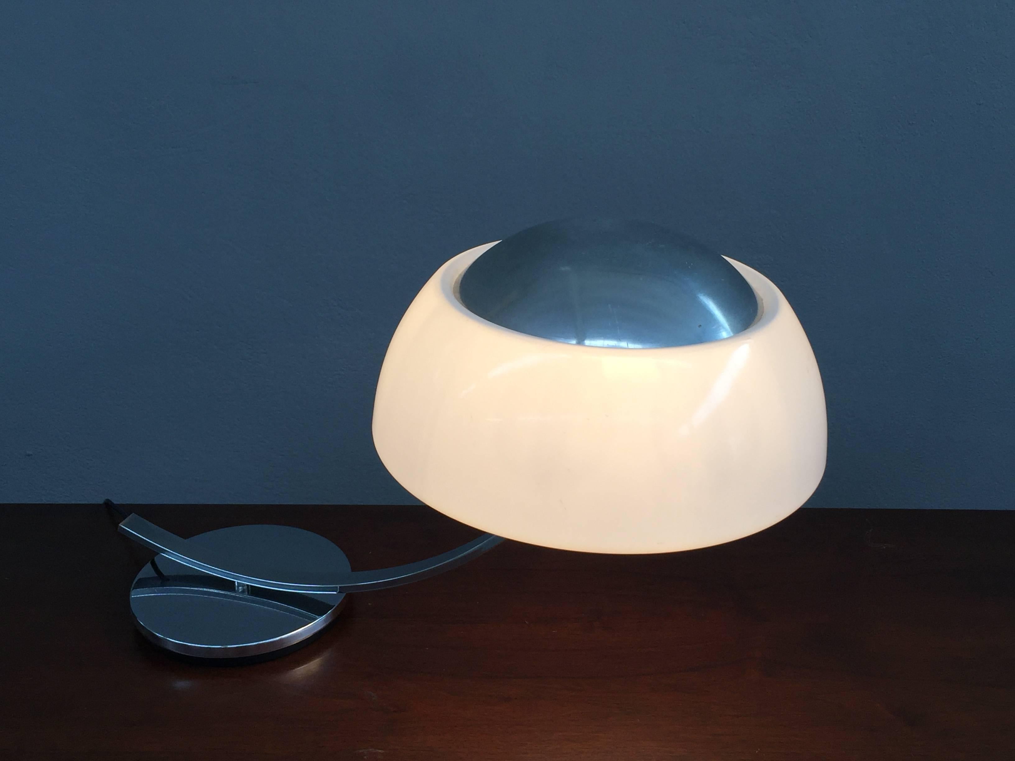 Lampe de table attribuée à Gaetano Sciolari Excellent état - En vente à Piacenza, Italy