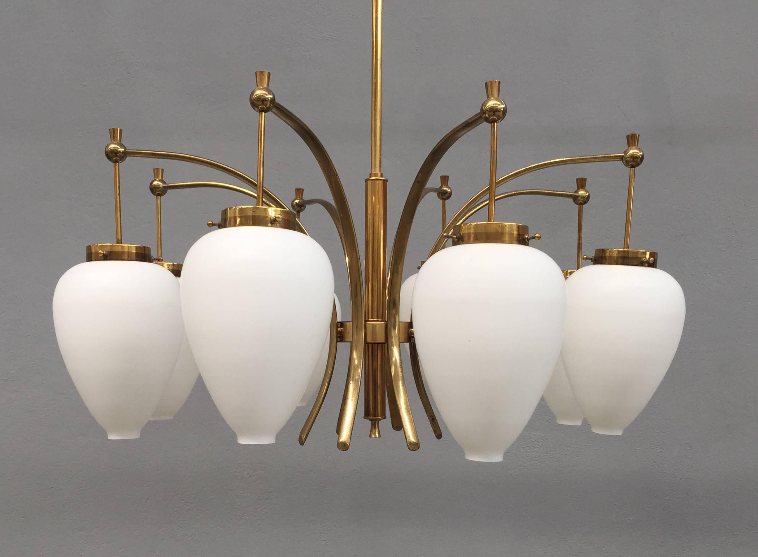 Charming Stilnovo Italian Chandelier, 1960s In Excellent Condition In Piacenza, Italy