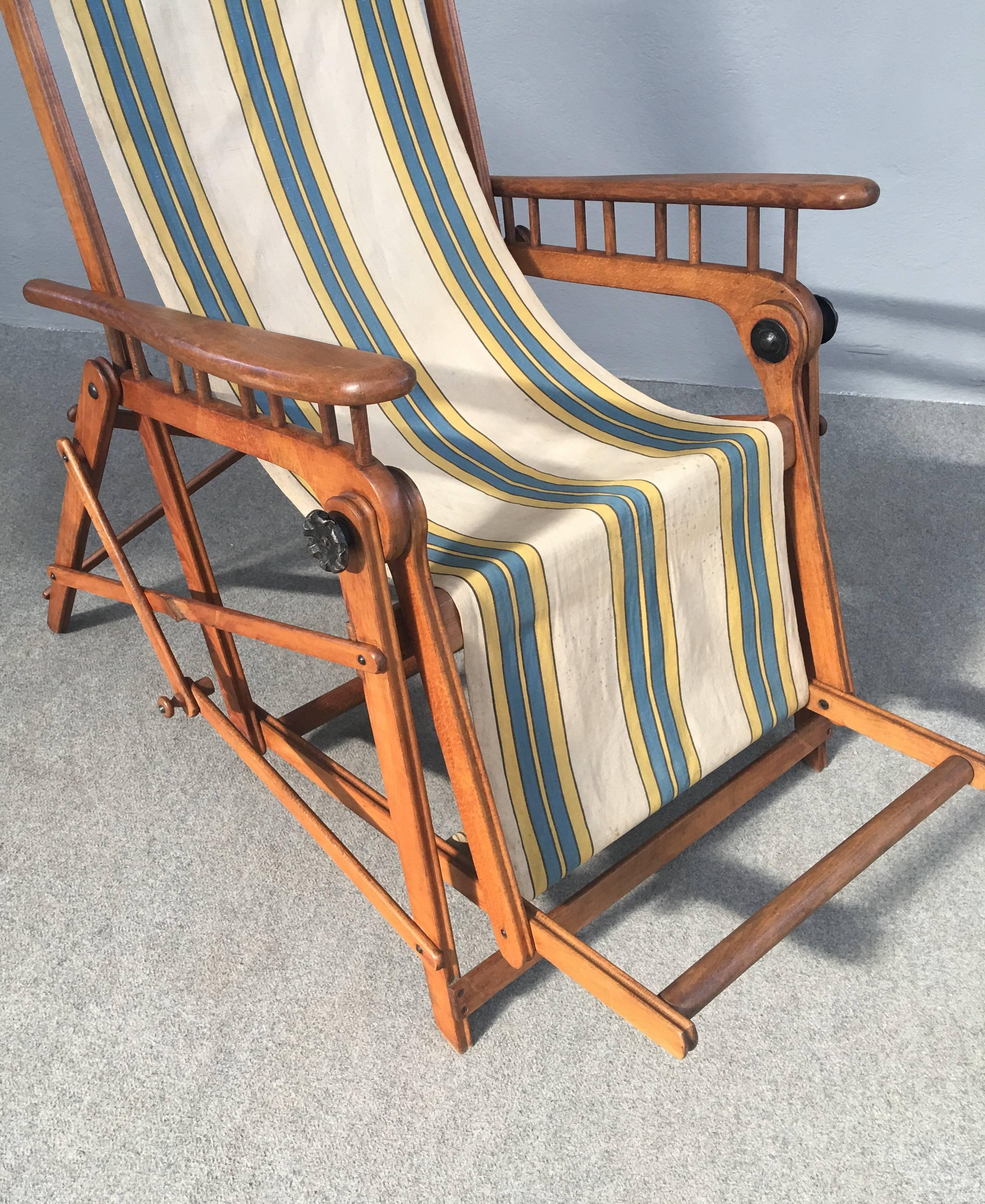 French Rare Folding Chaise Longue
