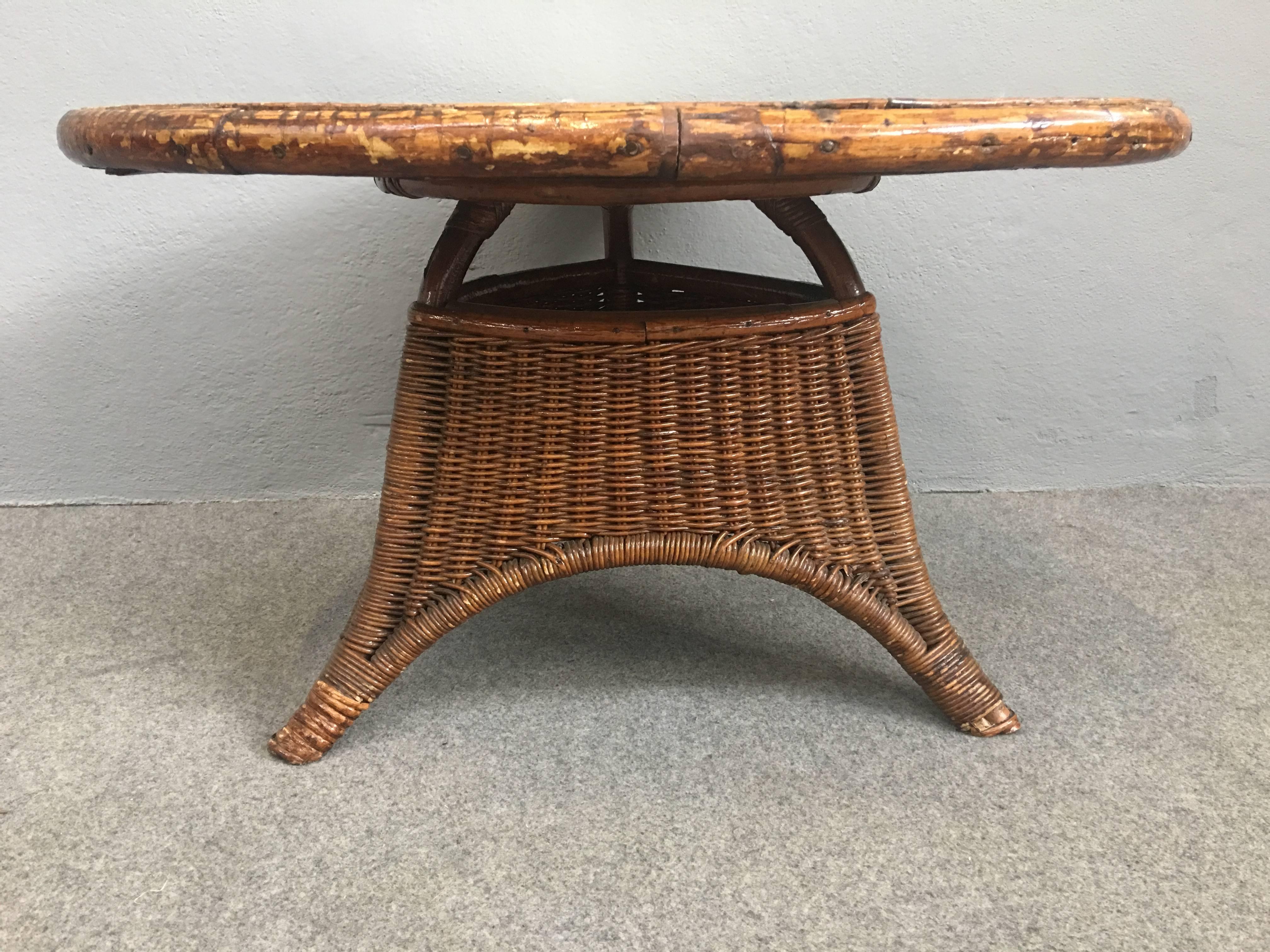Mid-20th Century Charming Pair of Wicker Coffee Tables