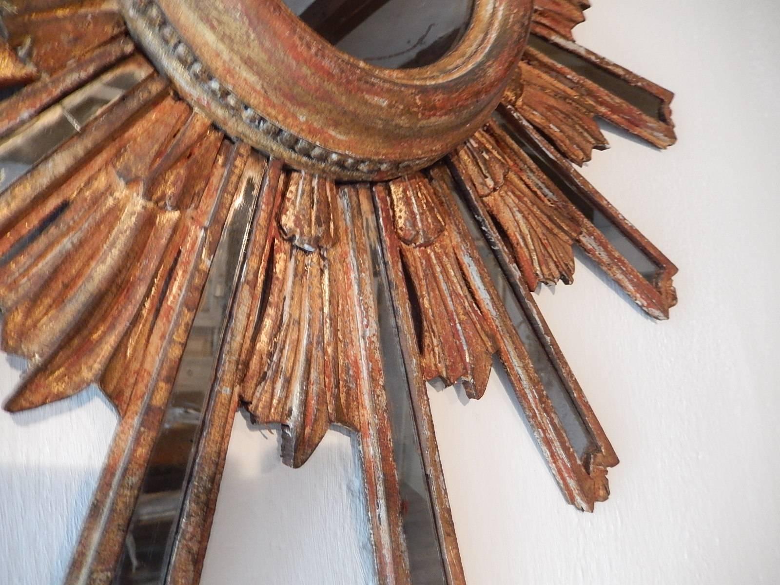 Early 20th Century 1900 Italian Giltwood Starburst Mirror with Mirrored Rays