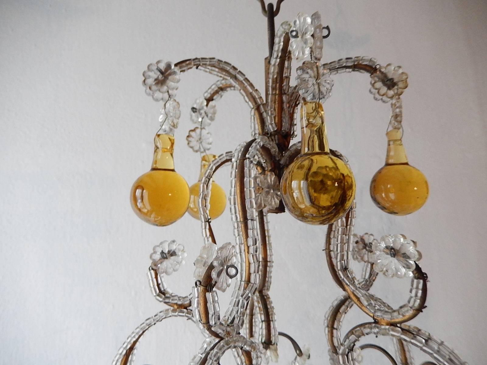 c 1920 Dark Yellow Murano Drops Petit Beaded Chandelier In Excellent Condition In Modena (MO), Modena (Mo)