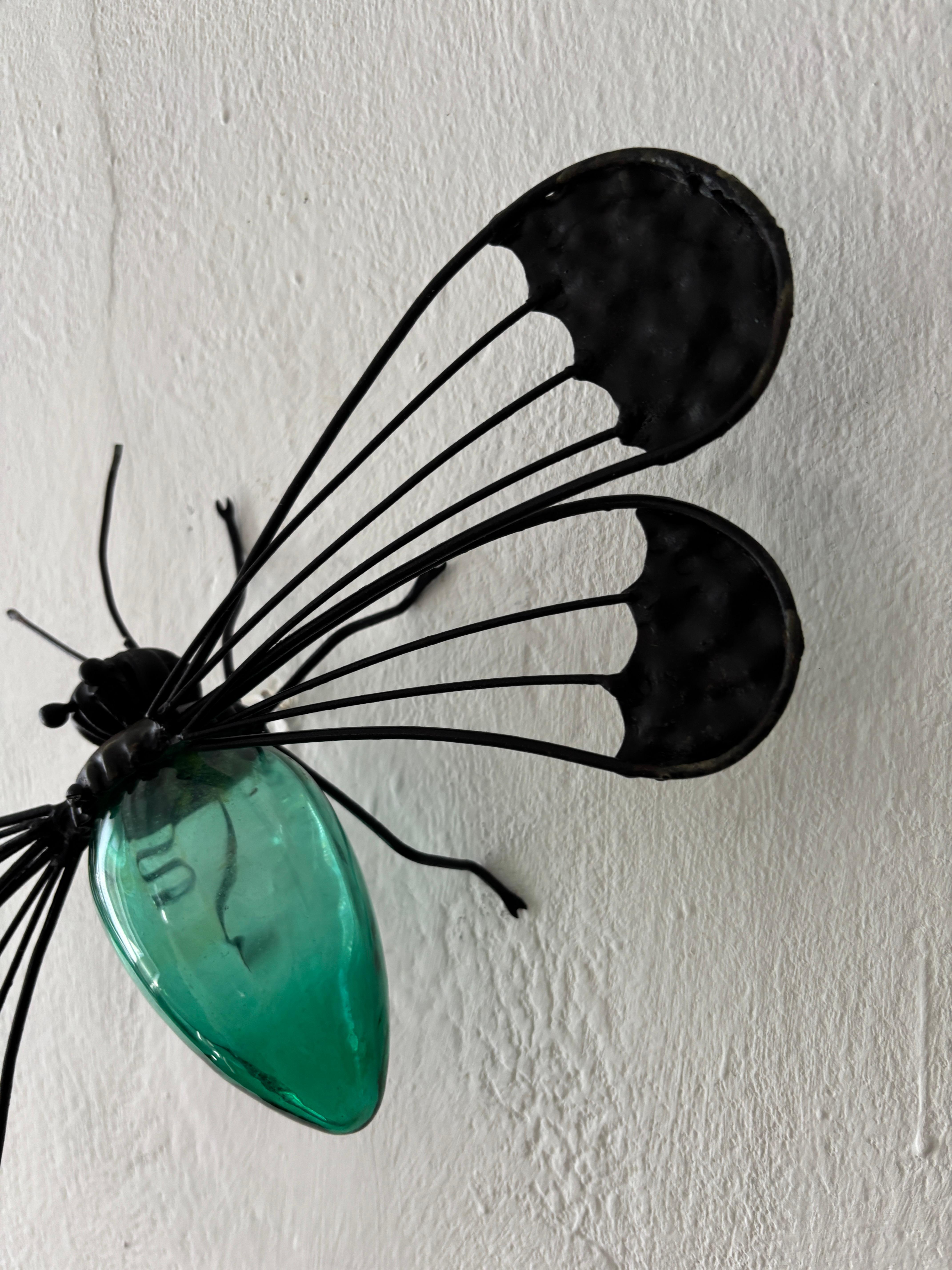 A.I.C. Brutalist italien du milieu du siècle, abat-jour en verre vert à motif de libellule, c. 1950 Bon état - En vente à Firenze, Toscana