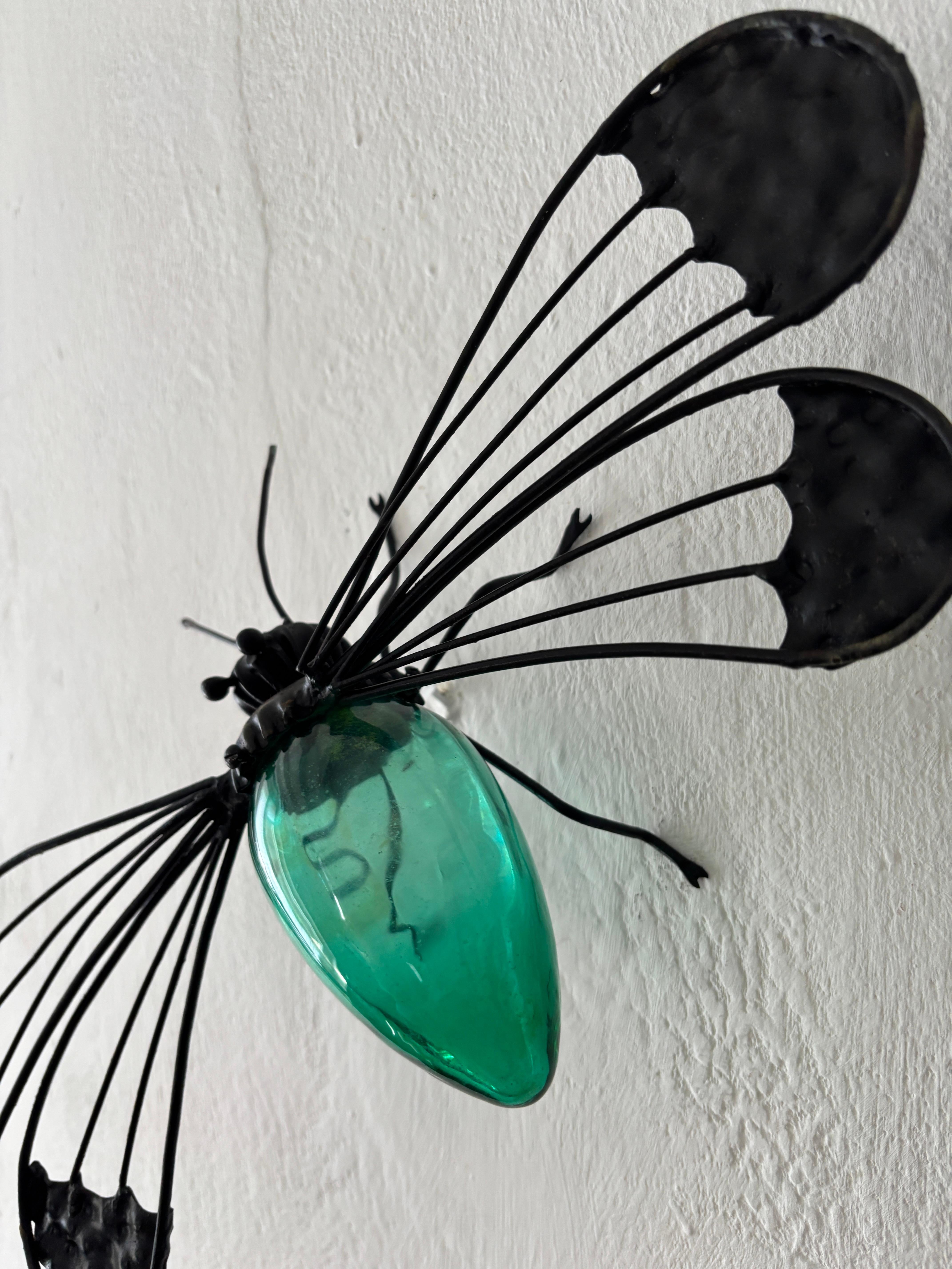 A.I.C. Brutalist italien du milieu du siècle, abat-jour en verre vert à motif de libellule, c. 1950 en vente 4