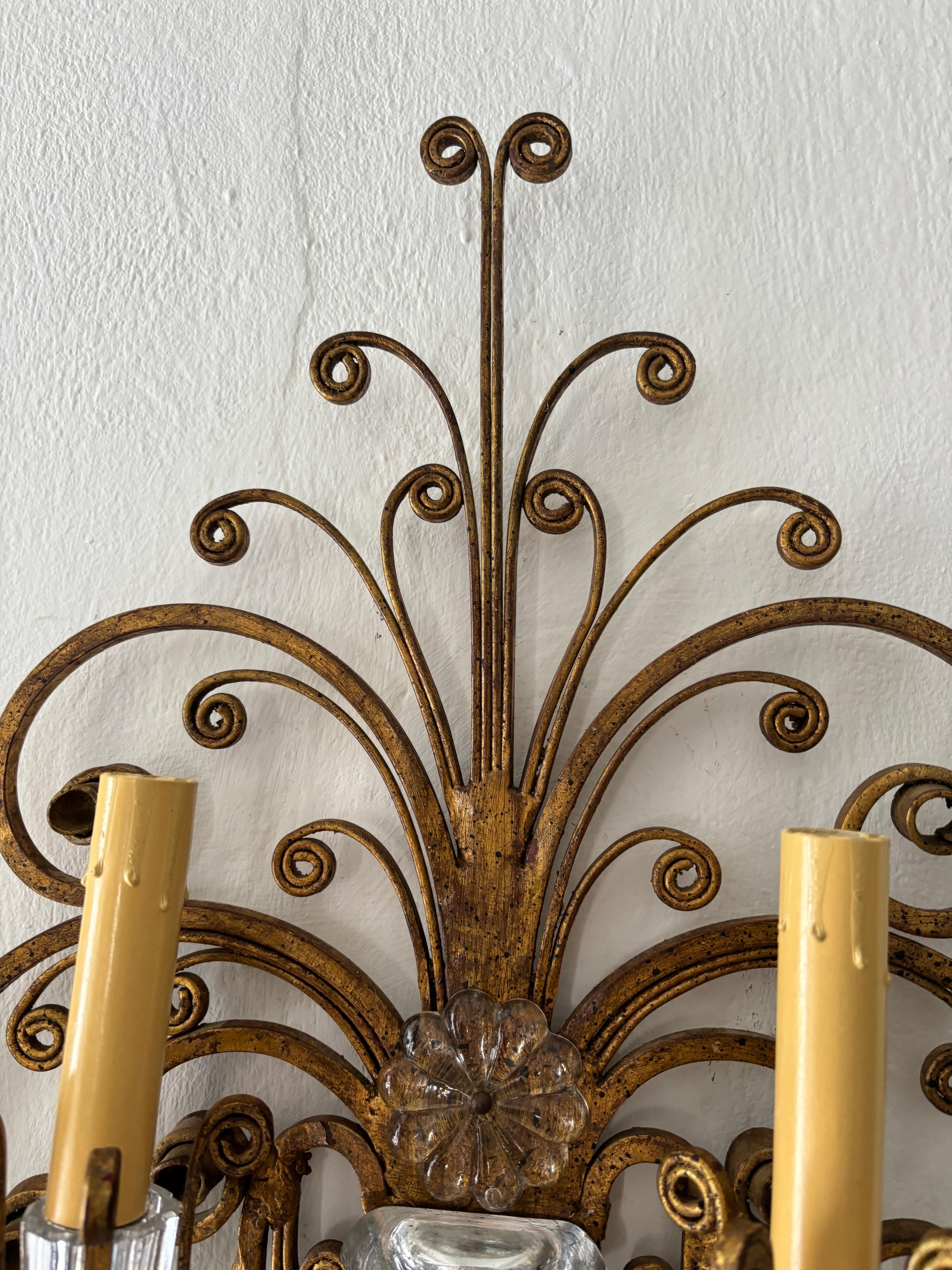 Maison Bagues Orna di fiori in cristallo d'oro, specchietti retrovisori, c.C. 1940 In condizioni buone in vendita a Firenze, Toscana