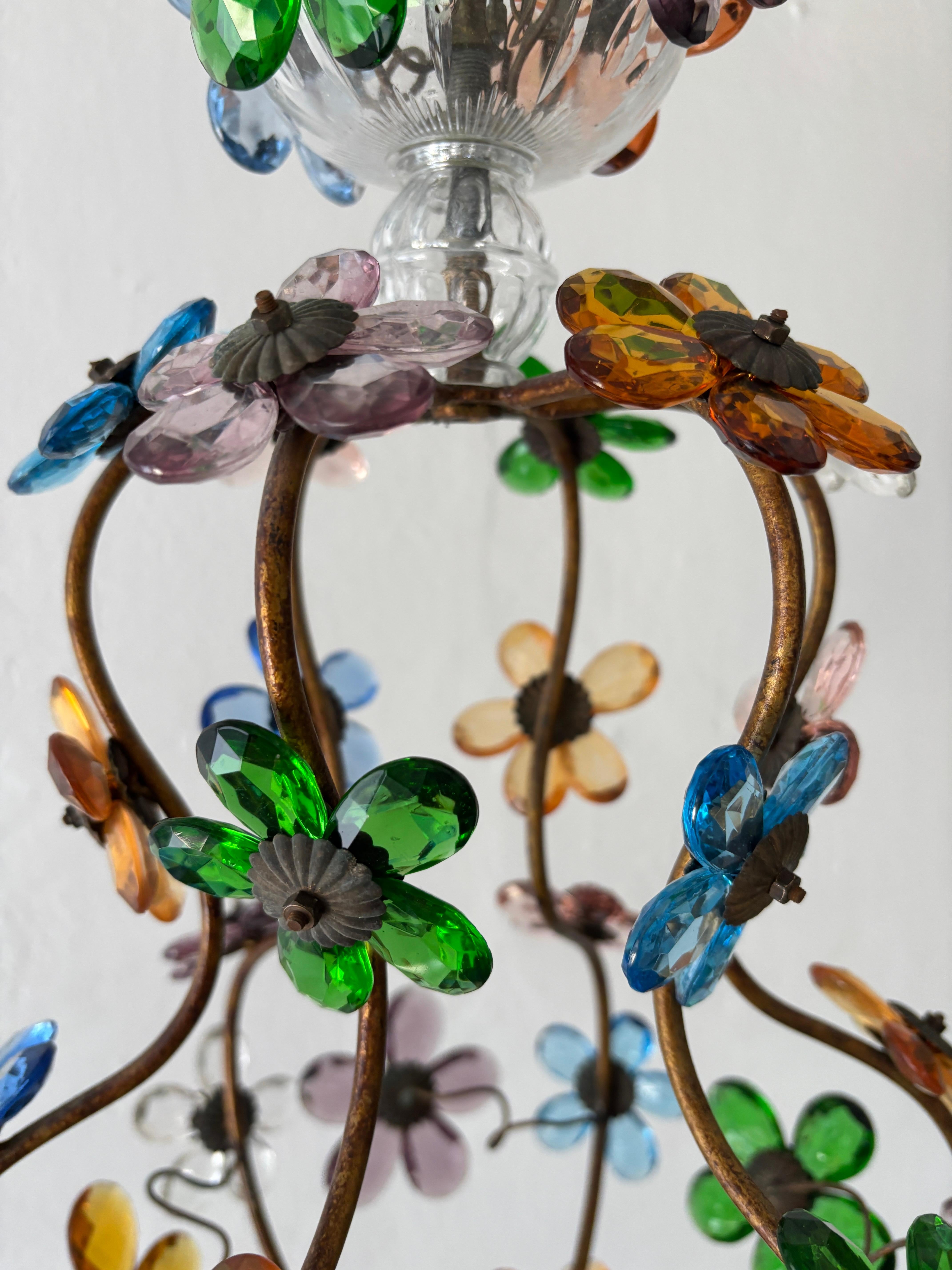 Lustre rare de la Maison Baguès avec prisme en cristal à fleurs multicolores en vente 1