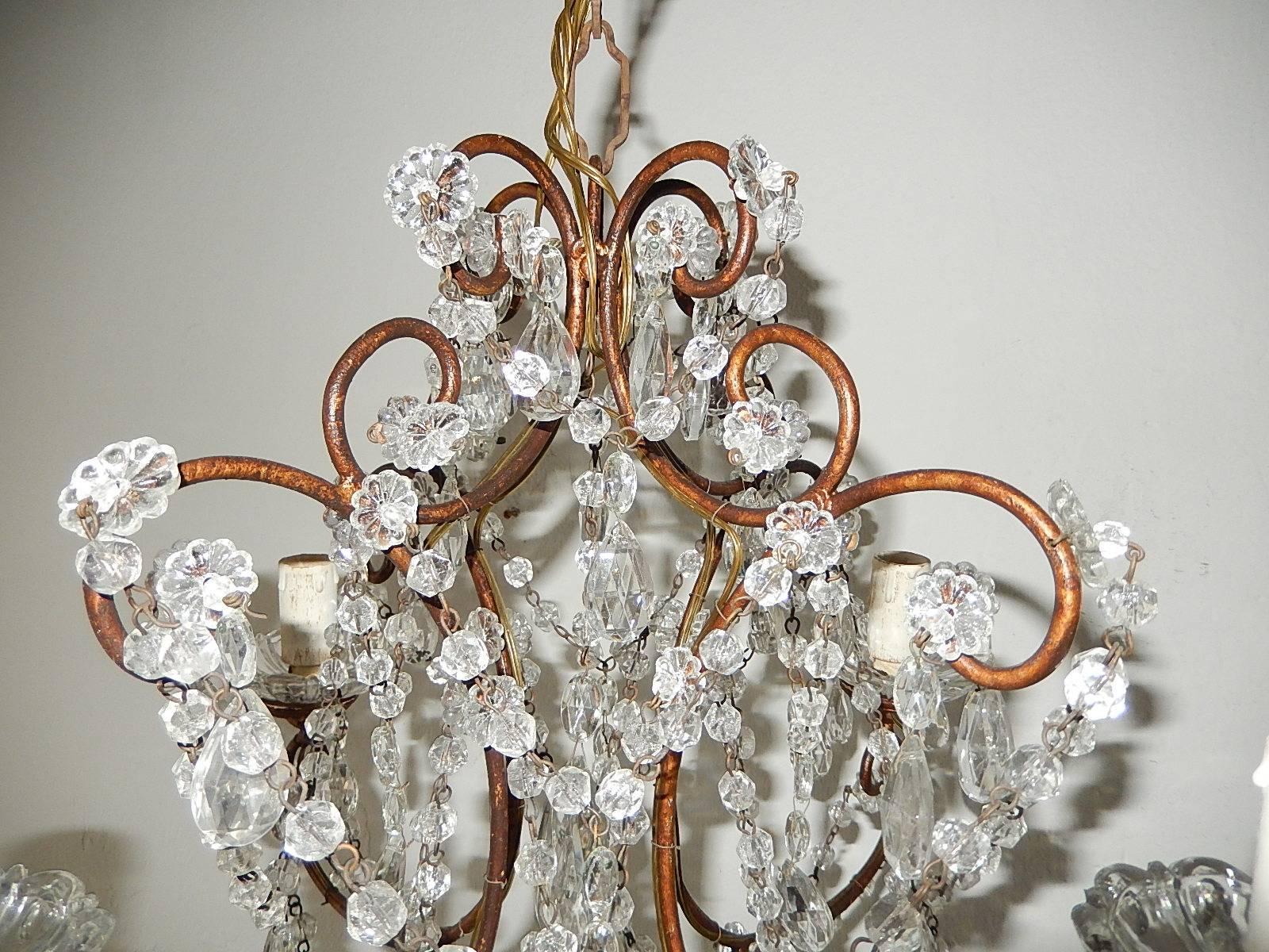 1920, francese, lampadario con volute e prismi di cristallo In condizioni ottime in vendita a Firenze, Toscana