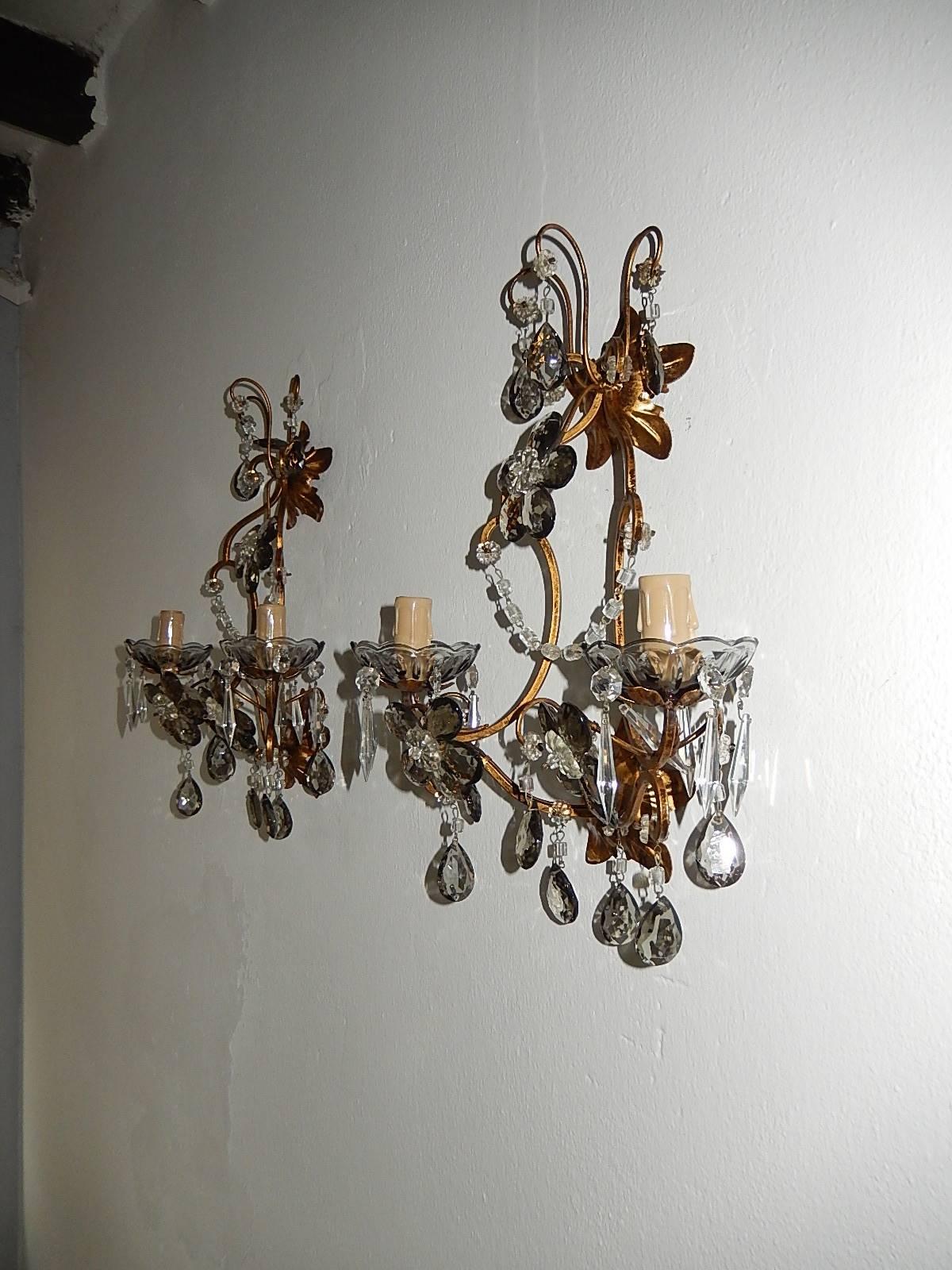1920 French Bagues Style Fume Prism Flowers Sconces In Excellent Condition In Modena (MO), Modena (Mo)