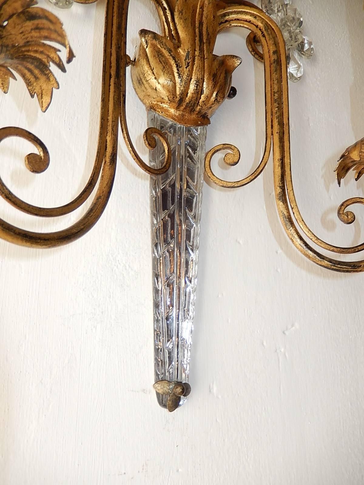 Huge Maison Bagues Style Crystal Flower Sconces, circa 1940 In Excellent Condition In Modena (MO), Modena (Mo)