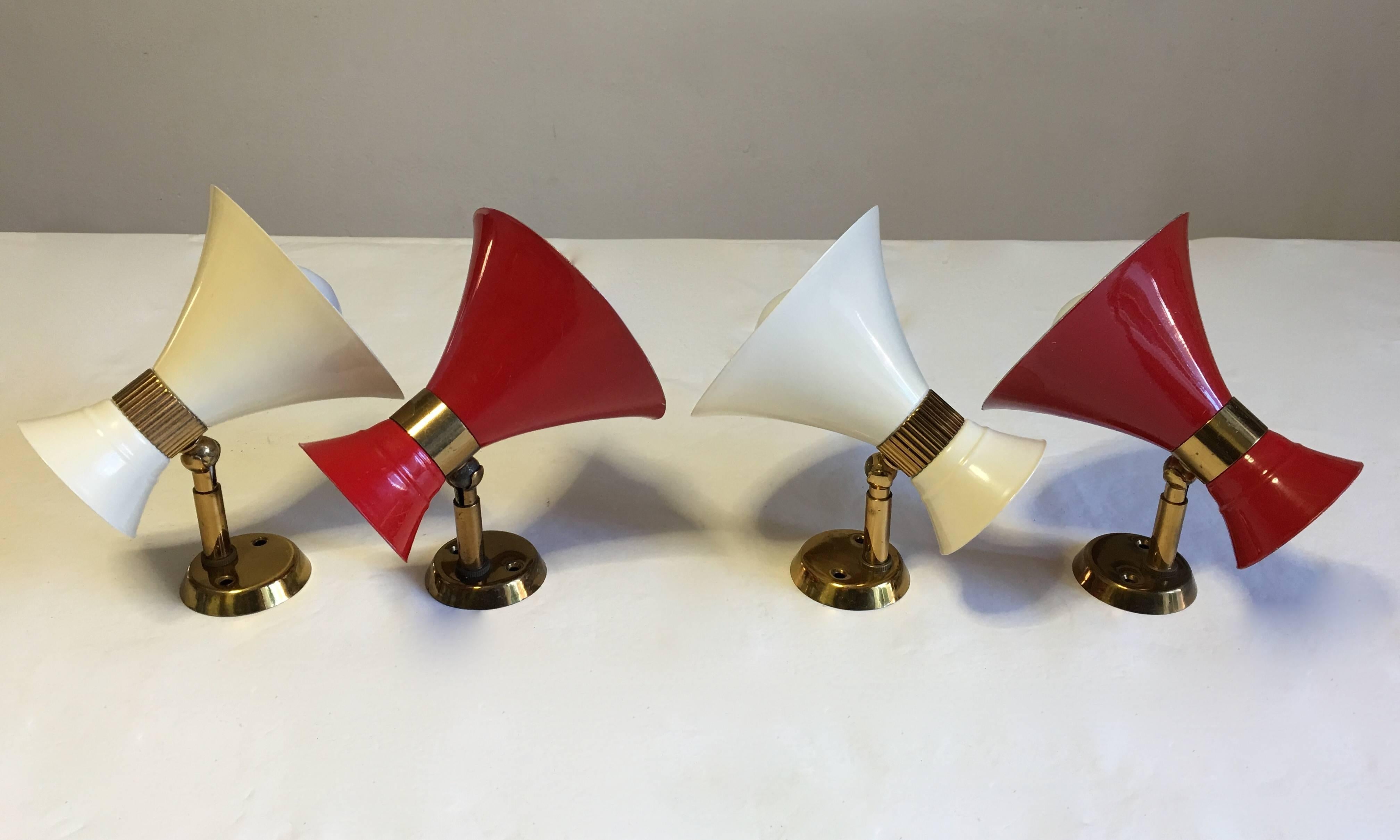 Mid-Century Modern Set of Italian Mid-Century Double Cone Sconces For Sale
