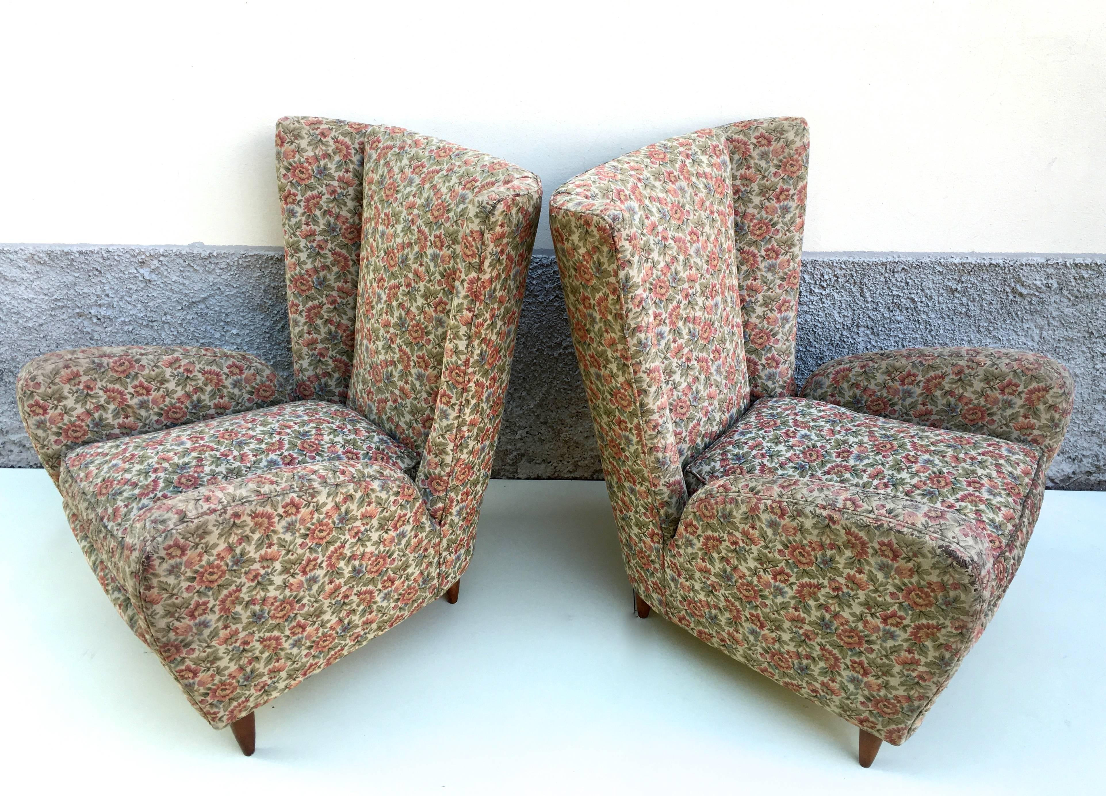 20th Century Pair of Paolo Buffa Armchairs, Italy, circa 1950 For Sale