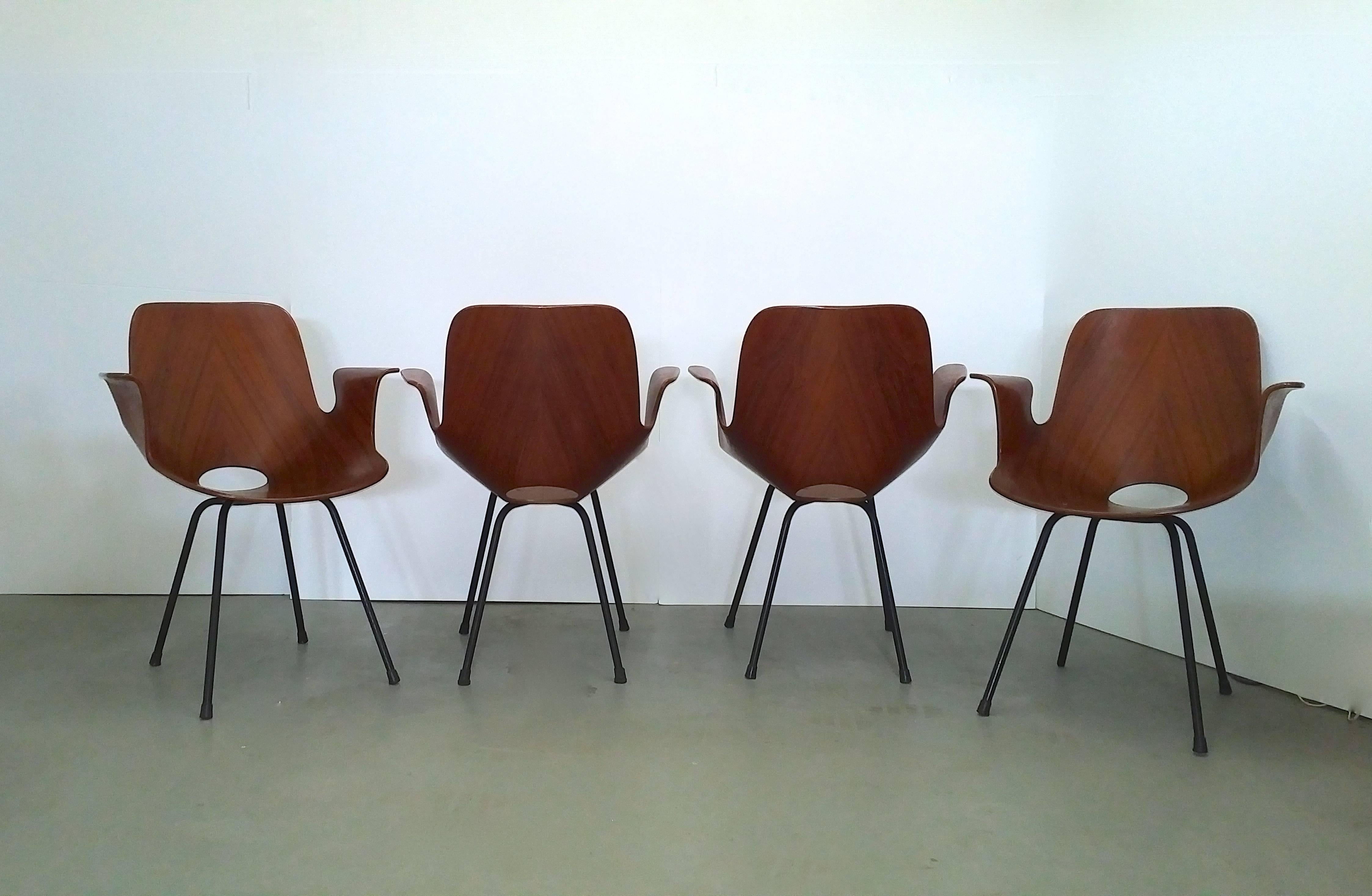 Painted A very rare 'Medea' Salon Set with Sofa and Armchairs, Vittorio Nobili, 1955 For Sale