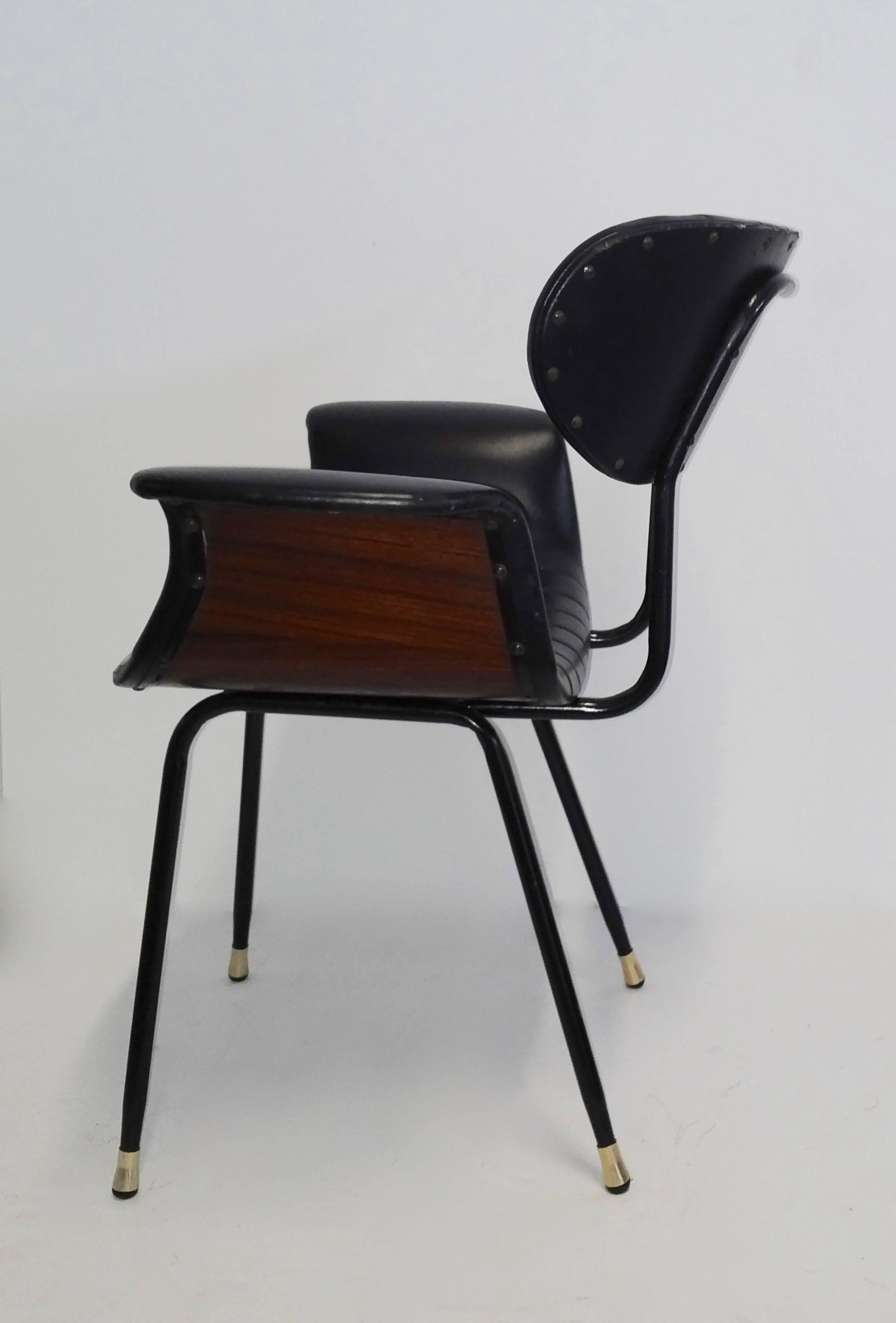 Veneer Mid-Century Rosewood and Leather 'Swan' Side Chair For Sale