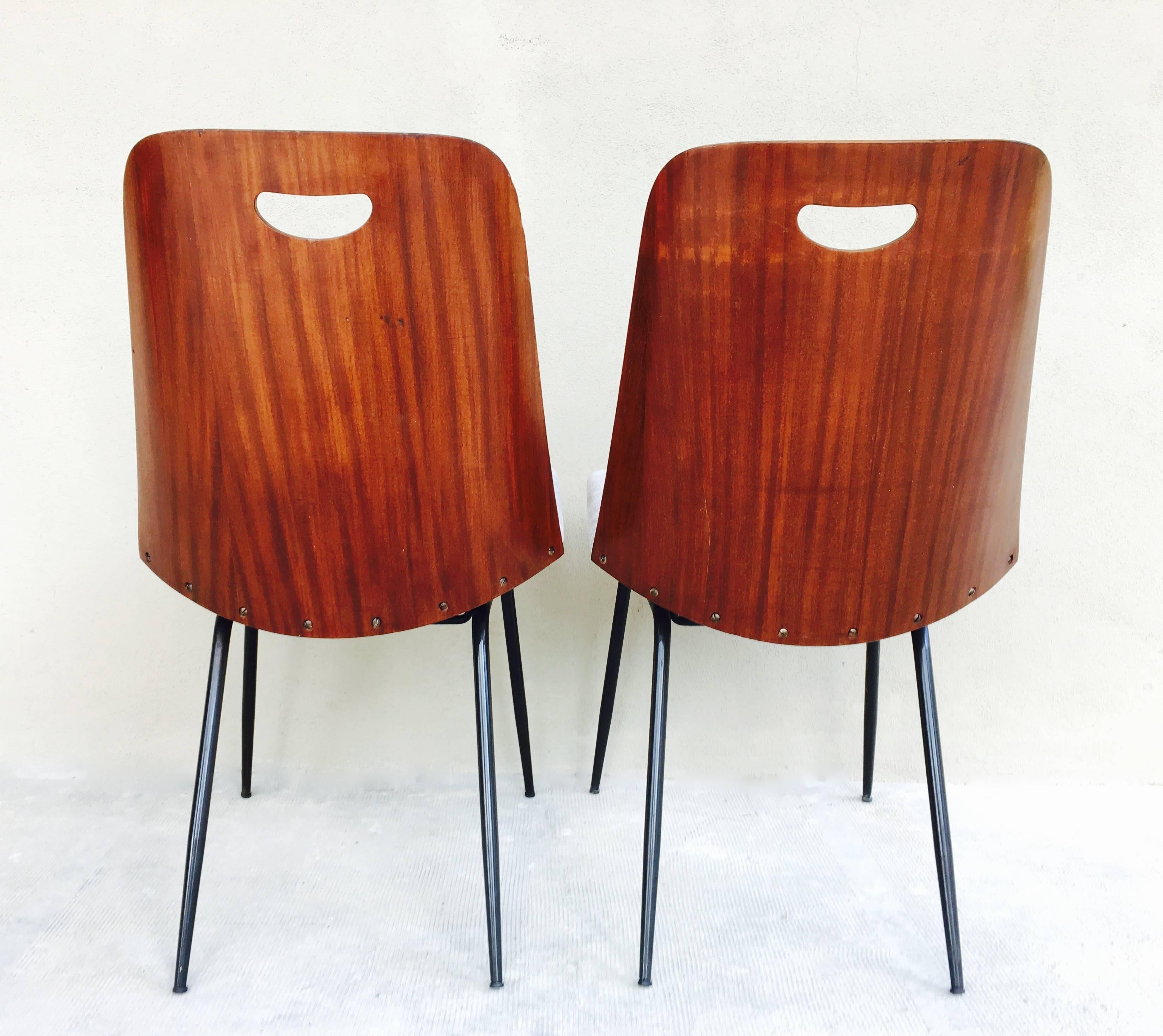 Italian Pair of Gastone Rinaldi Du22 Chairs For Sale