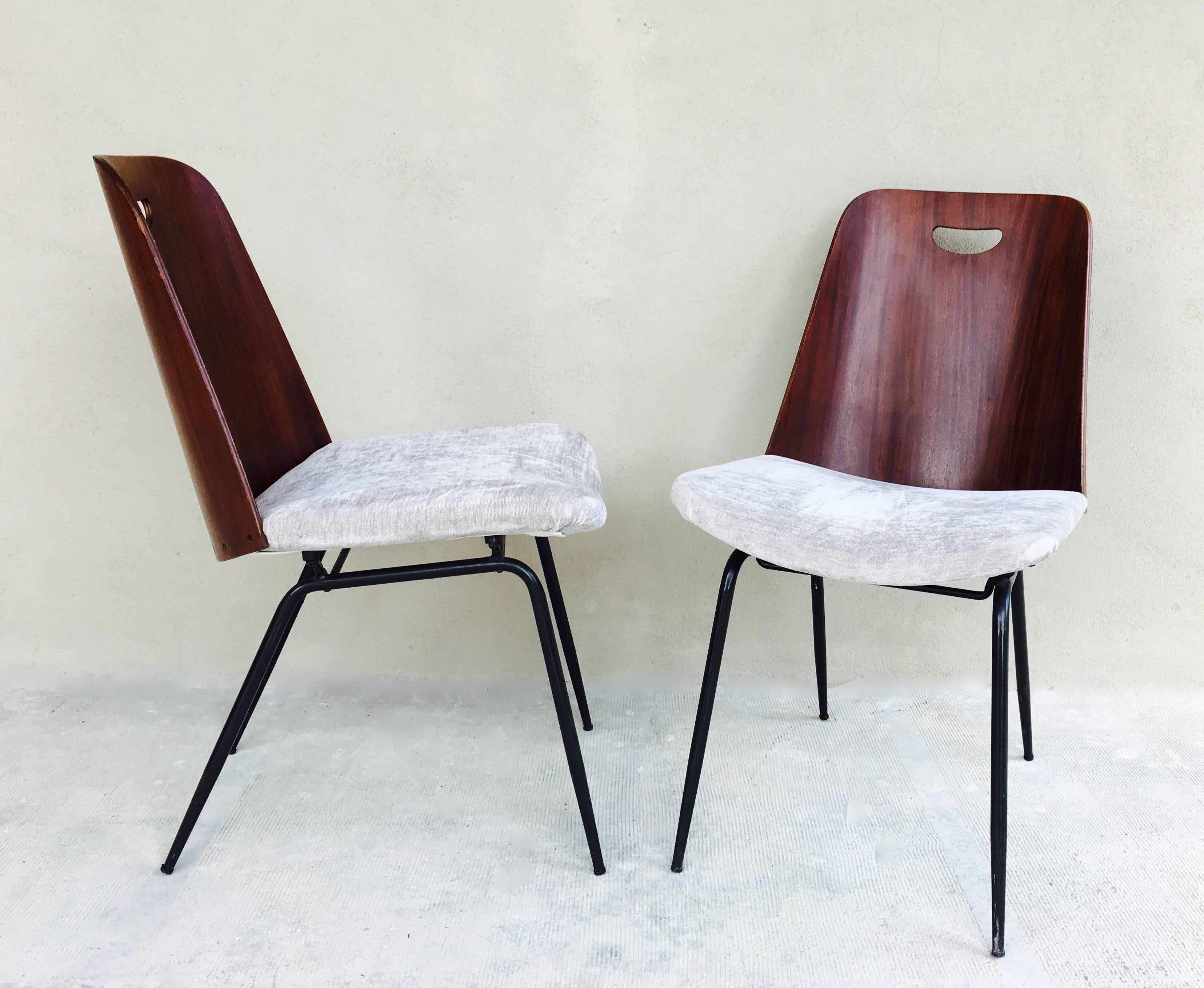 Pair of Gastone Rinaldi Du22 Chairs In Good Condition For Sale In Hem, NL