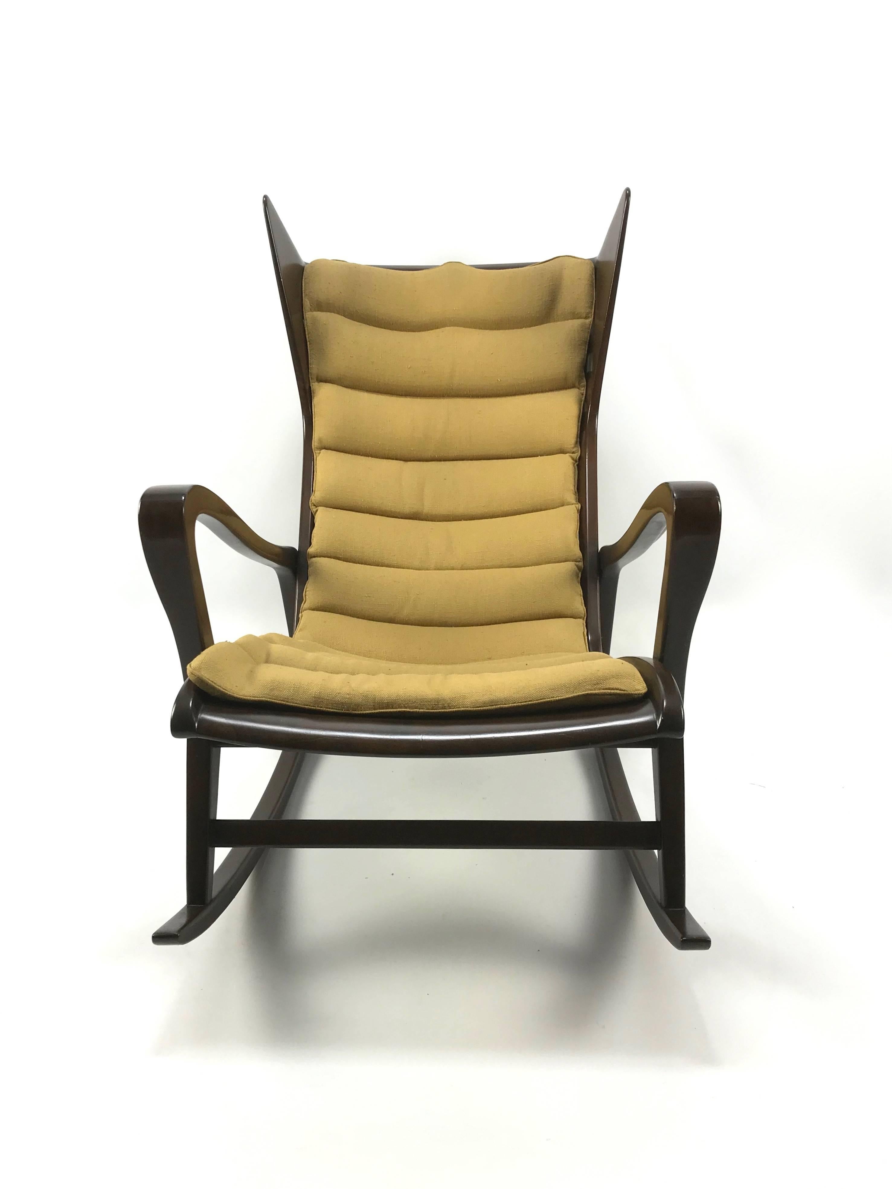 Mid-Century Modern Rocking Chair Model 572 Attributed Gio Ponti For Sale