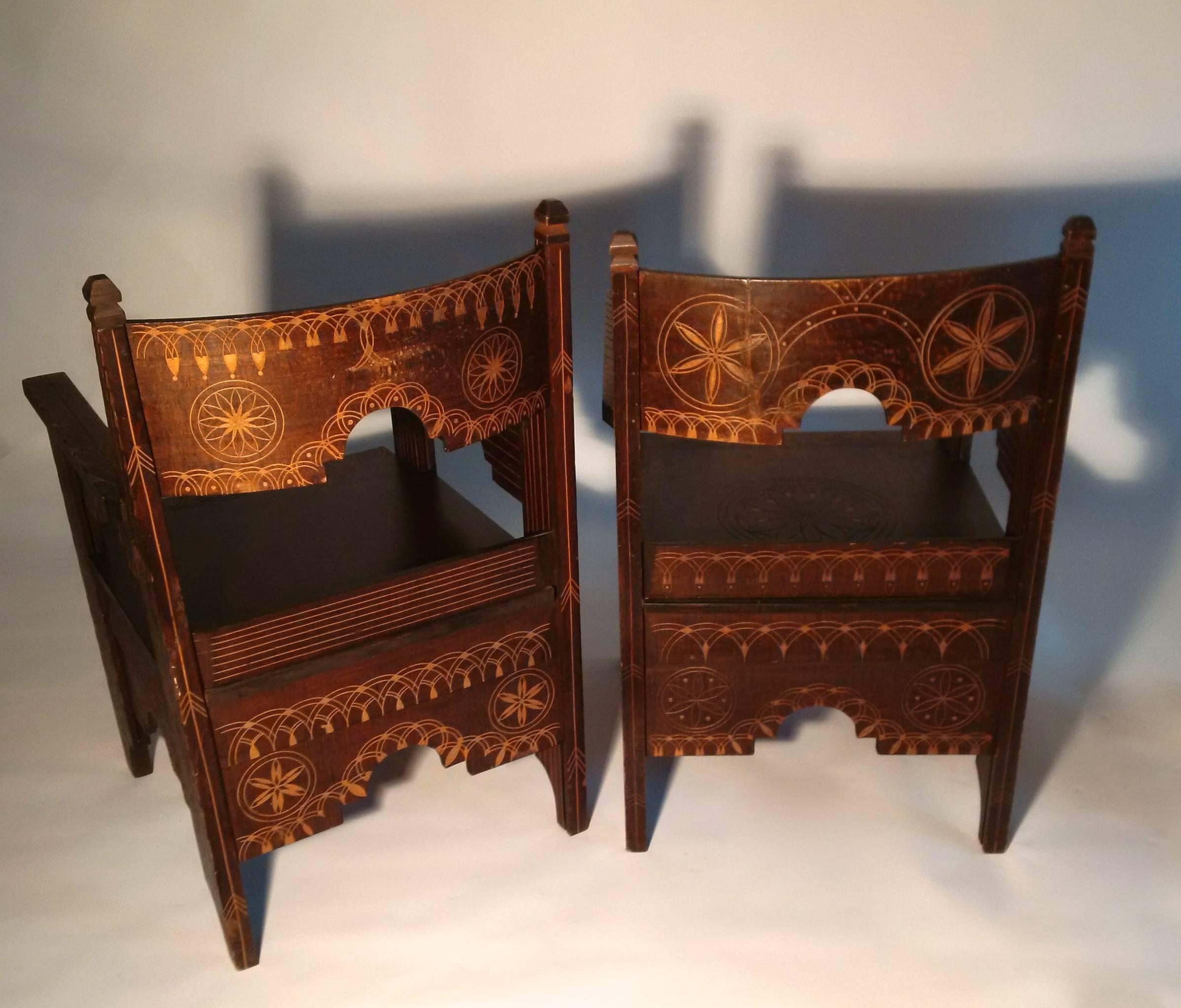 Pair of Carved Wooden Chairs with Moorish Pattern, Italy, circa 1900 For Sale 3