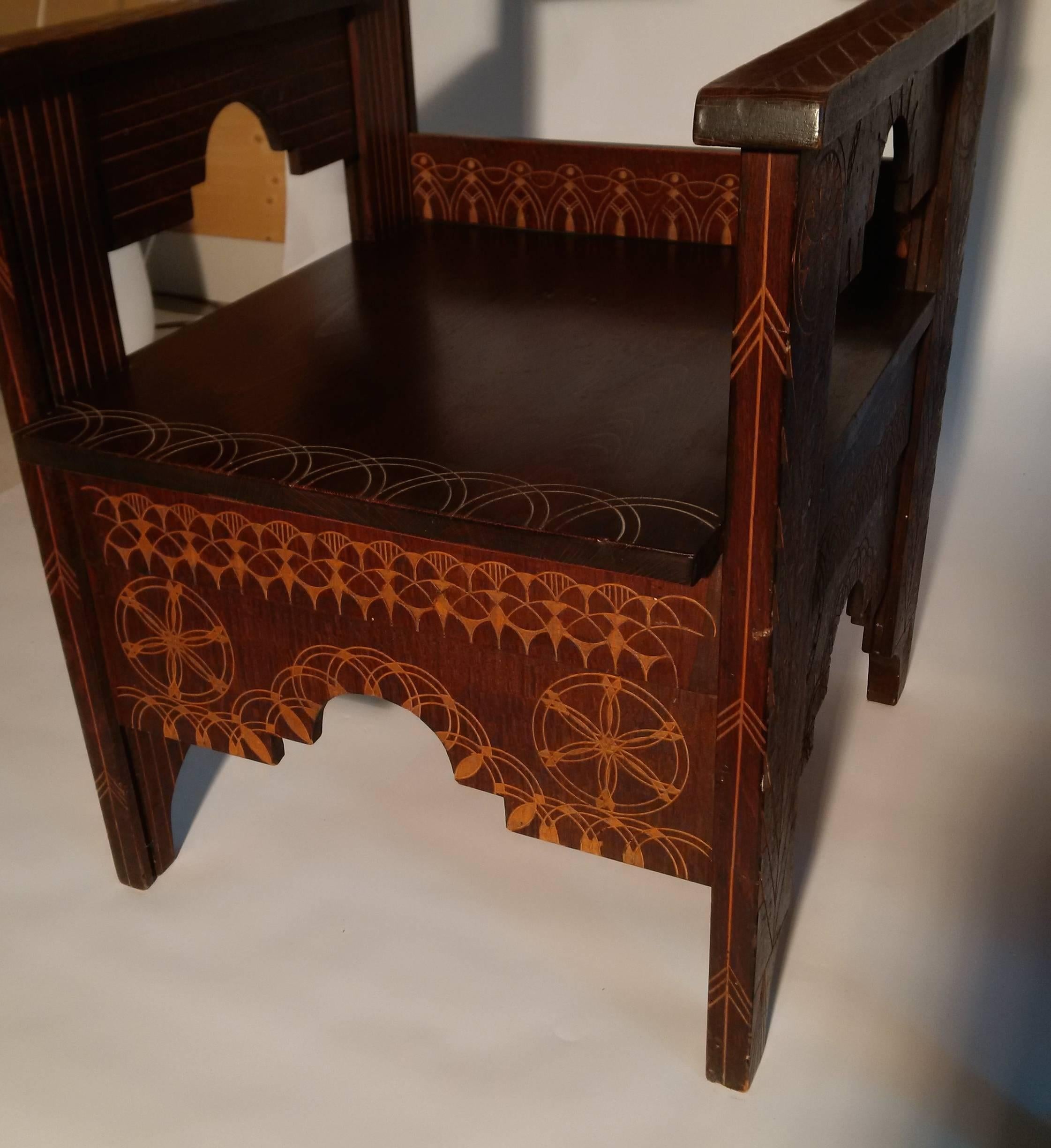 Pair of Carved Wooden Chairs with Moorish Pattern, Italy, circa 1900 For Sale 2