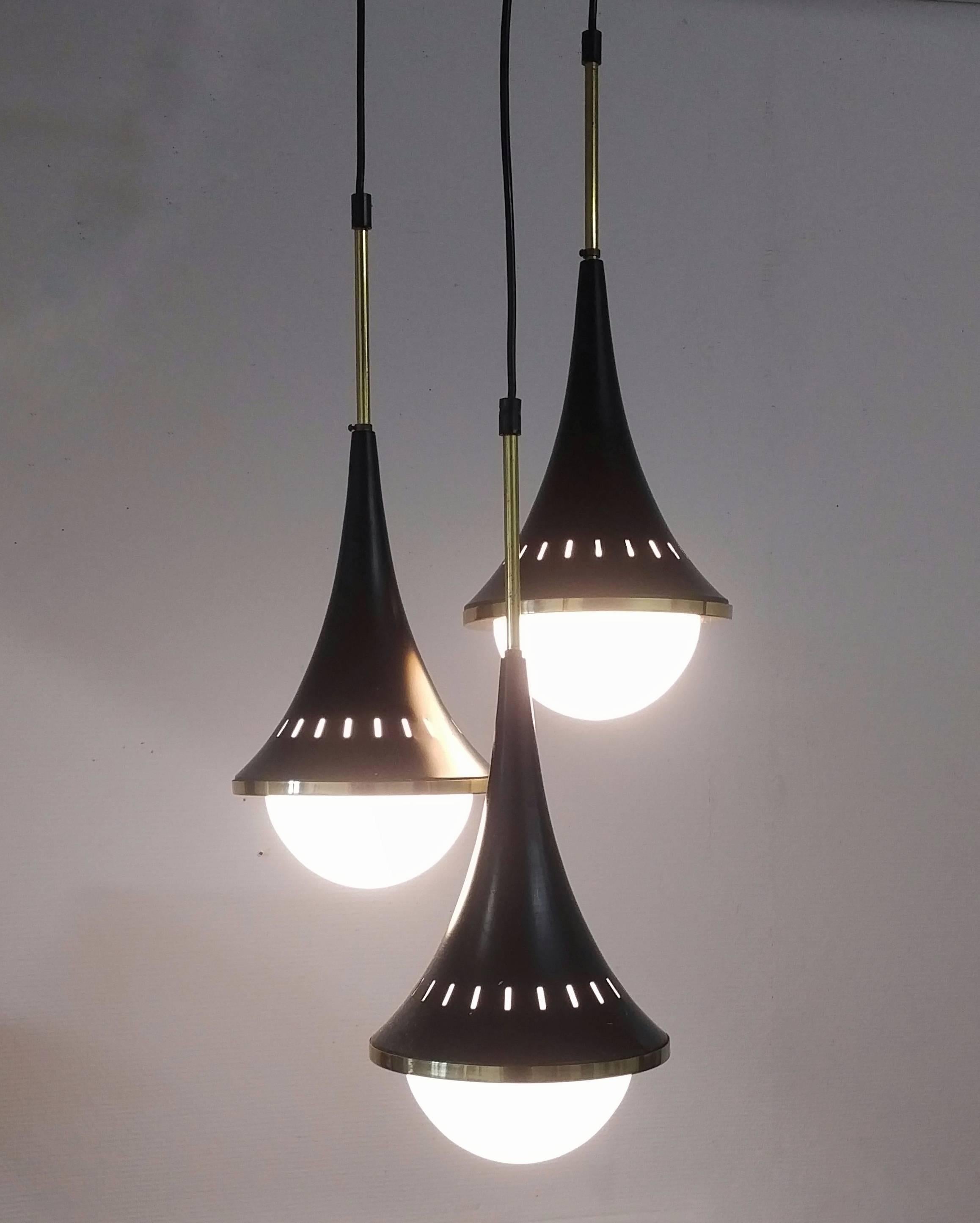 Mid-Century Modern Italian Midcentury Cone Shaped Stilnovo Pendant For Sale