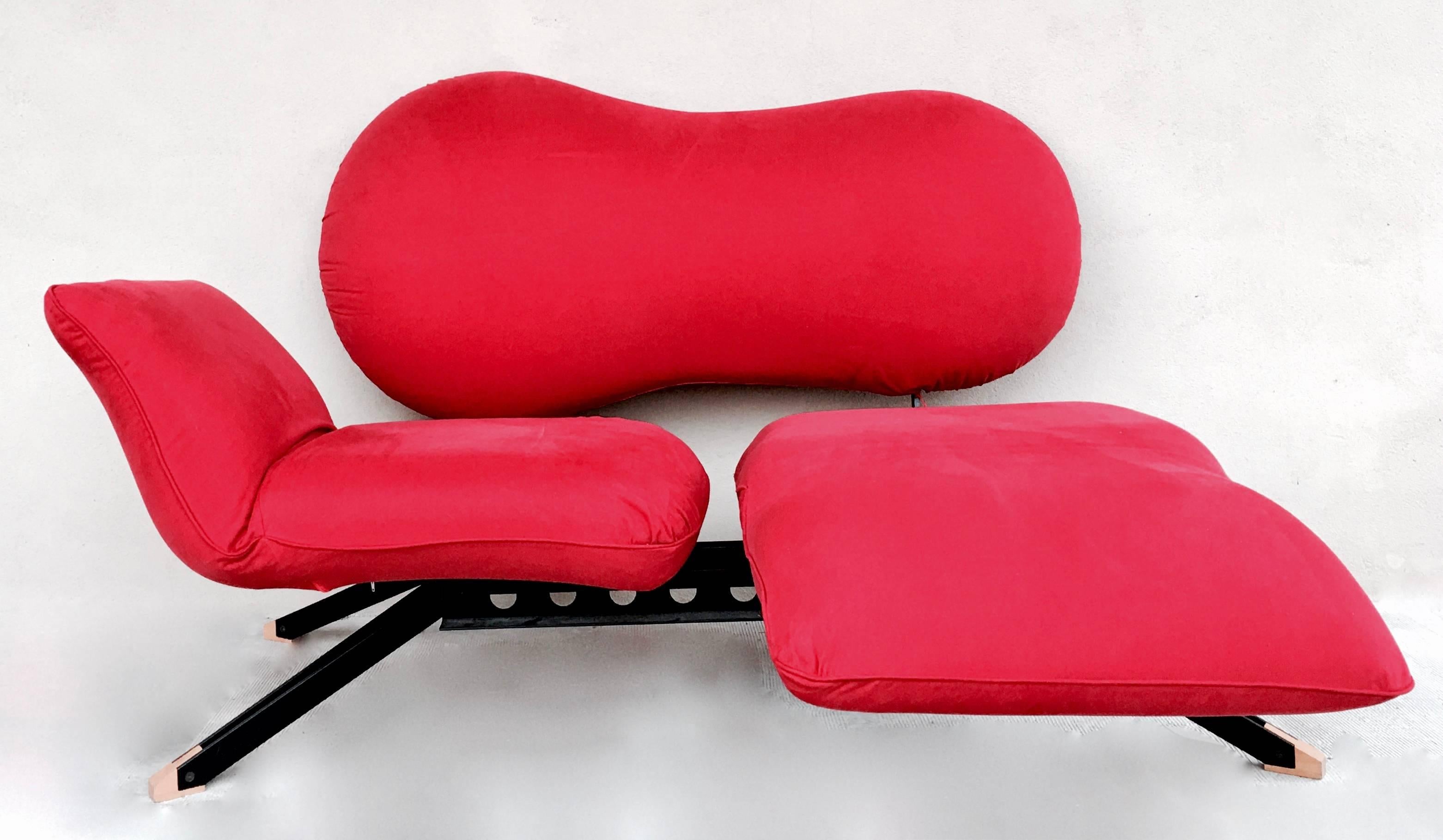 Post-Modern Postmodern Sculptural Red Sofa, Italy For Sale
