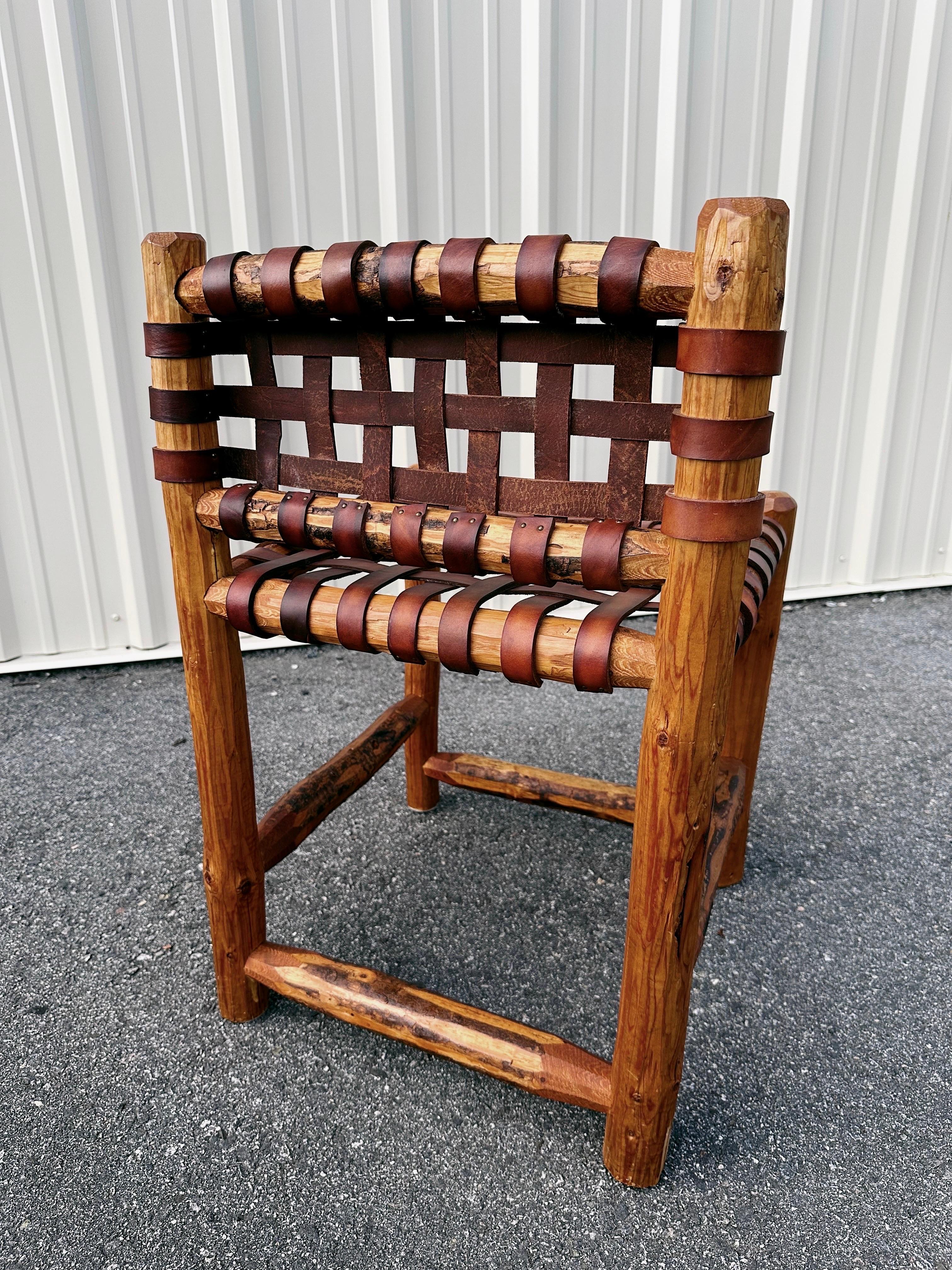 Chaises de salle à manger rustiques et anciennes en tissu italien, années 1900, ensemble de 4 en vente 1