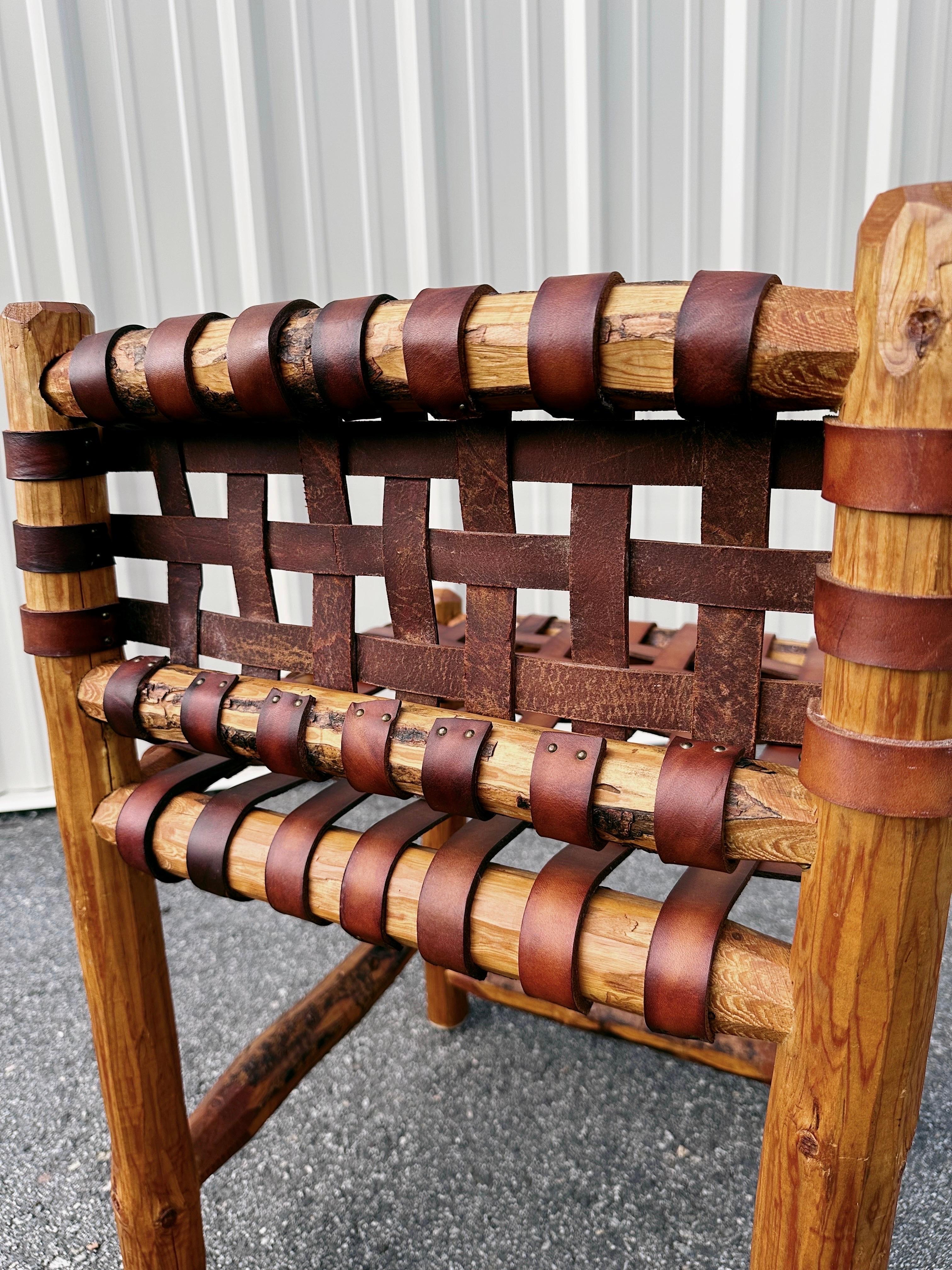 Chaises de salle à manger rustiques et anciennes en tissu italien, années 1900, ensemble de 4 en vente 2