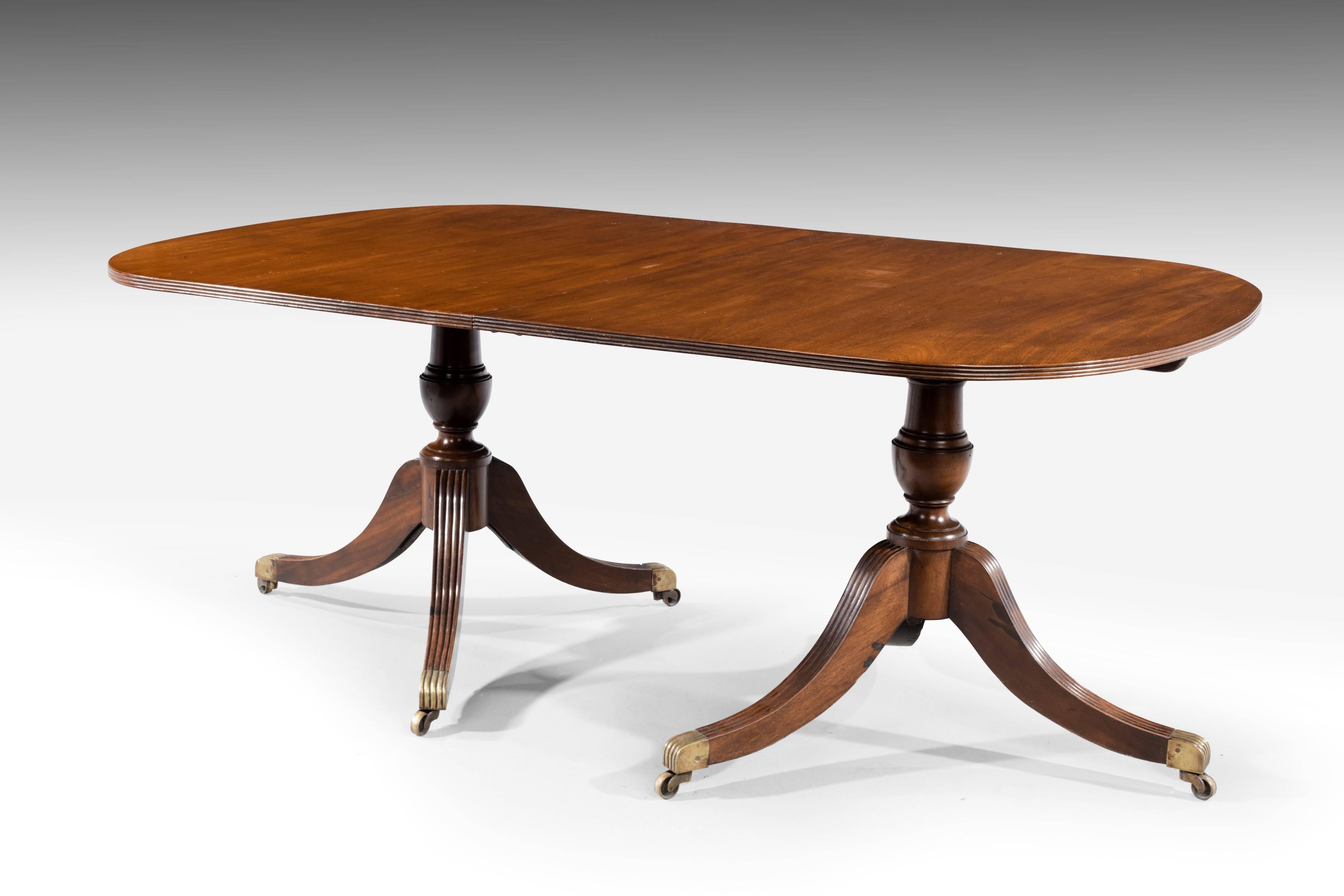 Regency Period Two Pillar Dining Table In Excellent Condition In Peterborough, Northamptonshire