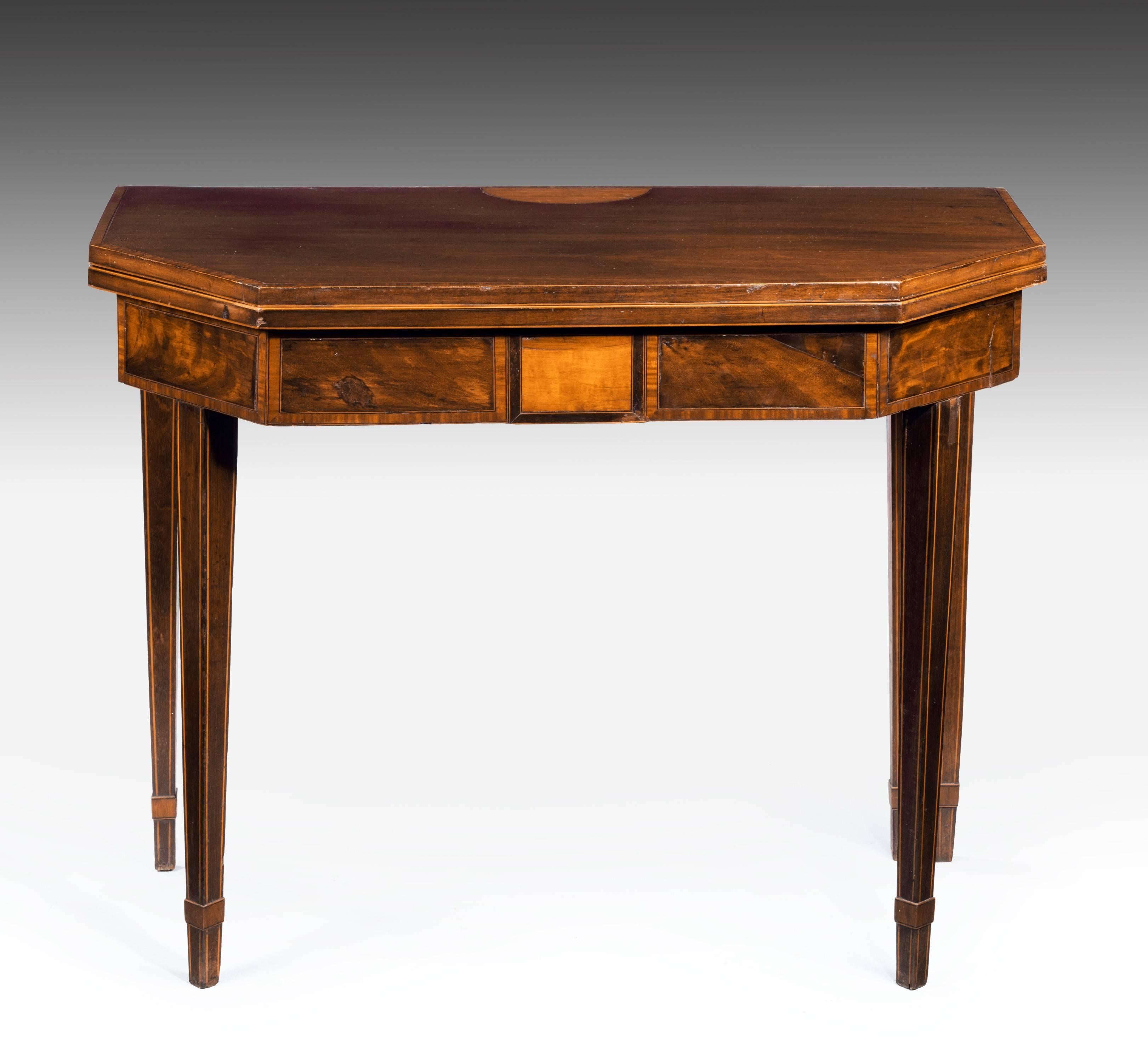 George III Period Mahogany Tea Table In Excellent Condition In Peterborough, Northamptonshire