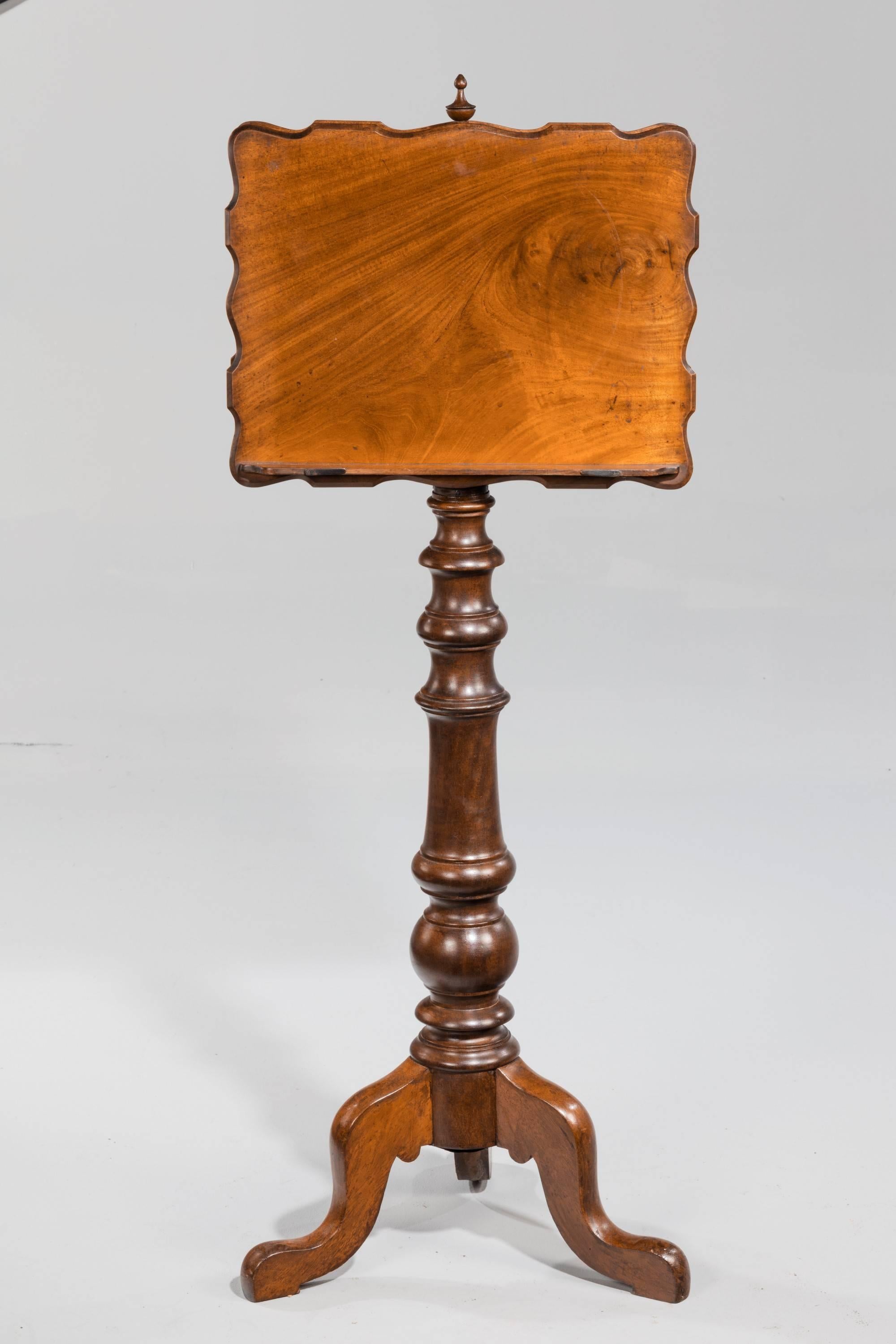 Mid-19th Century Mahogany Duet Stand In Excellent Condition In Peterborough, Northamptonshire