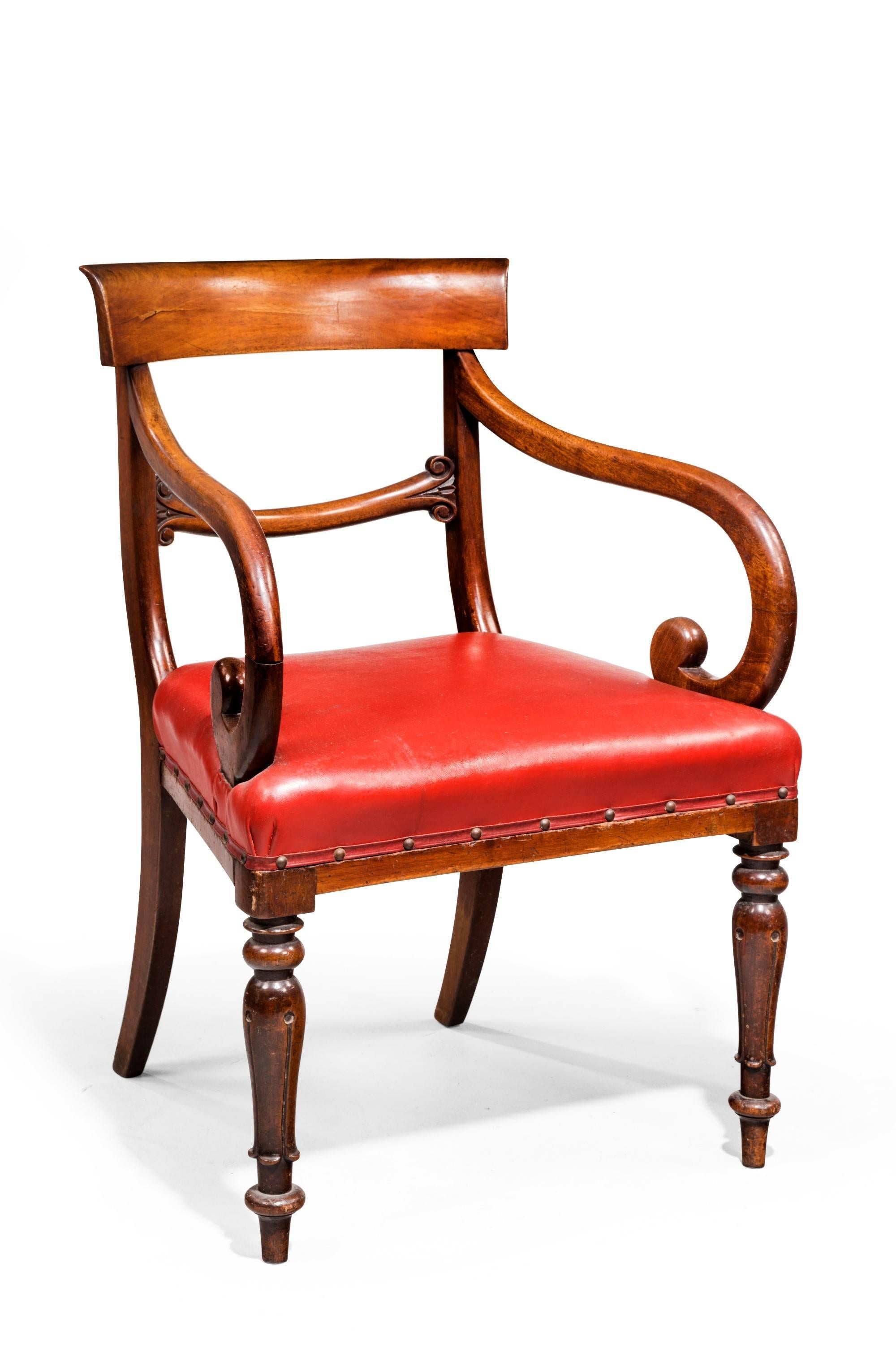 Set of Seven Early Victorian Mahogany Dining Chairs In Excellent Condition In Peterborough, Northamptonshire
