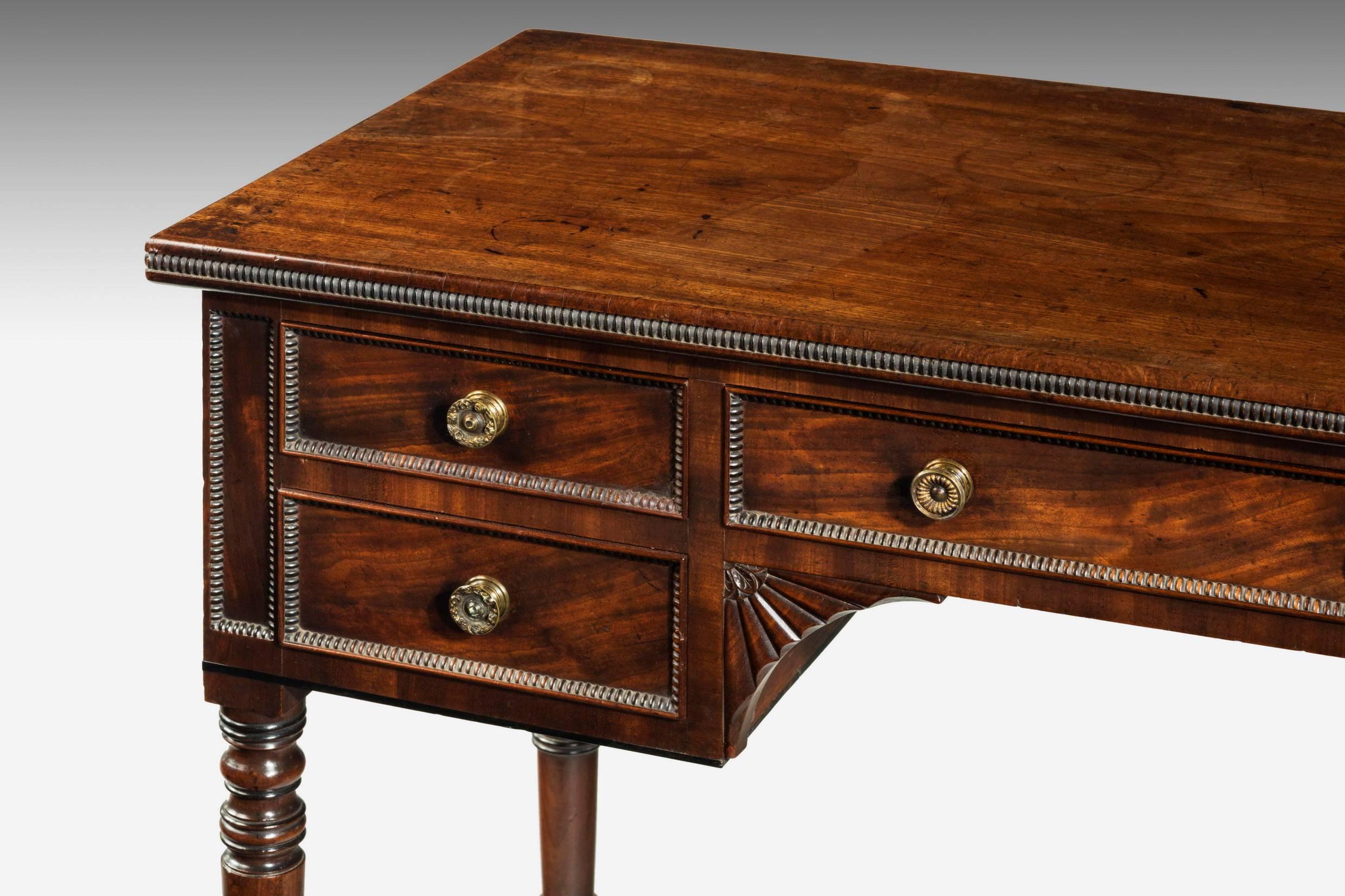 Early 19th Century Mahogany Writing Table In Excellent Condition In Peterborough, Northamptonshire