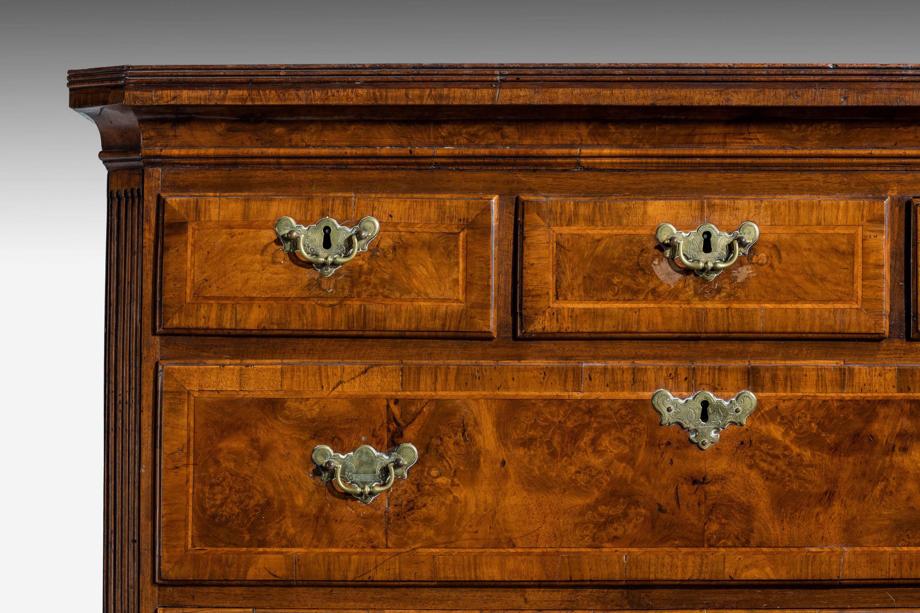 George II Period Burr Walnut Chest on Chest In Good Condition In Peterborough, Northamptonshire